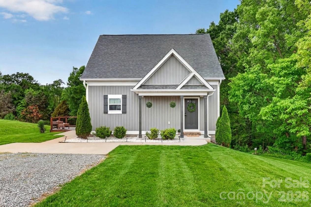 Single Family Residence at 6109 Bunn Simpson Road, Marshville, photo 2 of 33