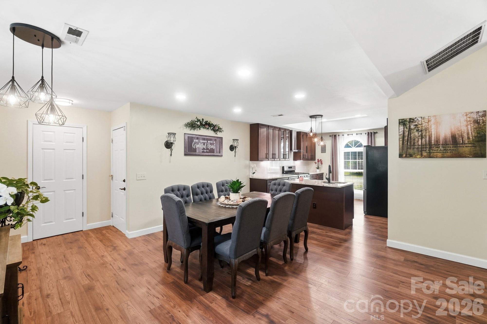 Single Family Residence at 7003 S Providence Road, Waxhaw, photo 16 of 48