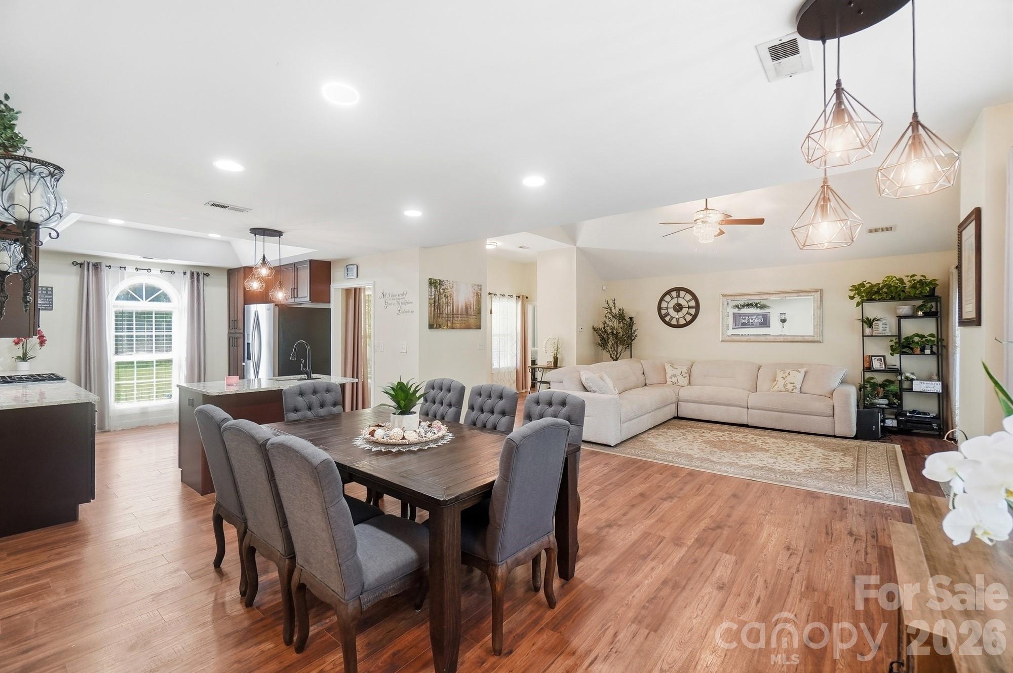 Single Family Residence at 7003 S Providence Road, Waxhaw, photo 17 of 48