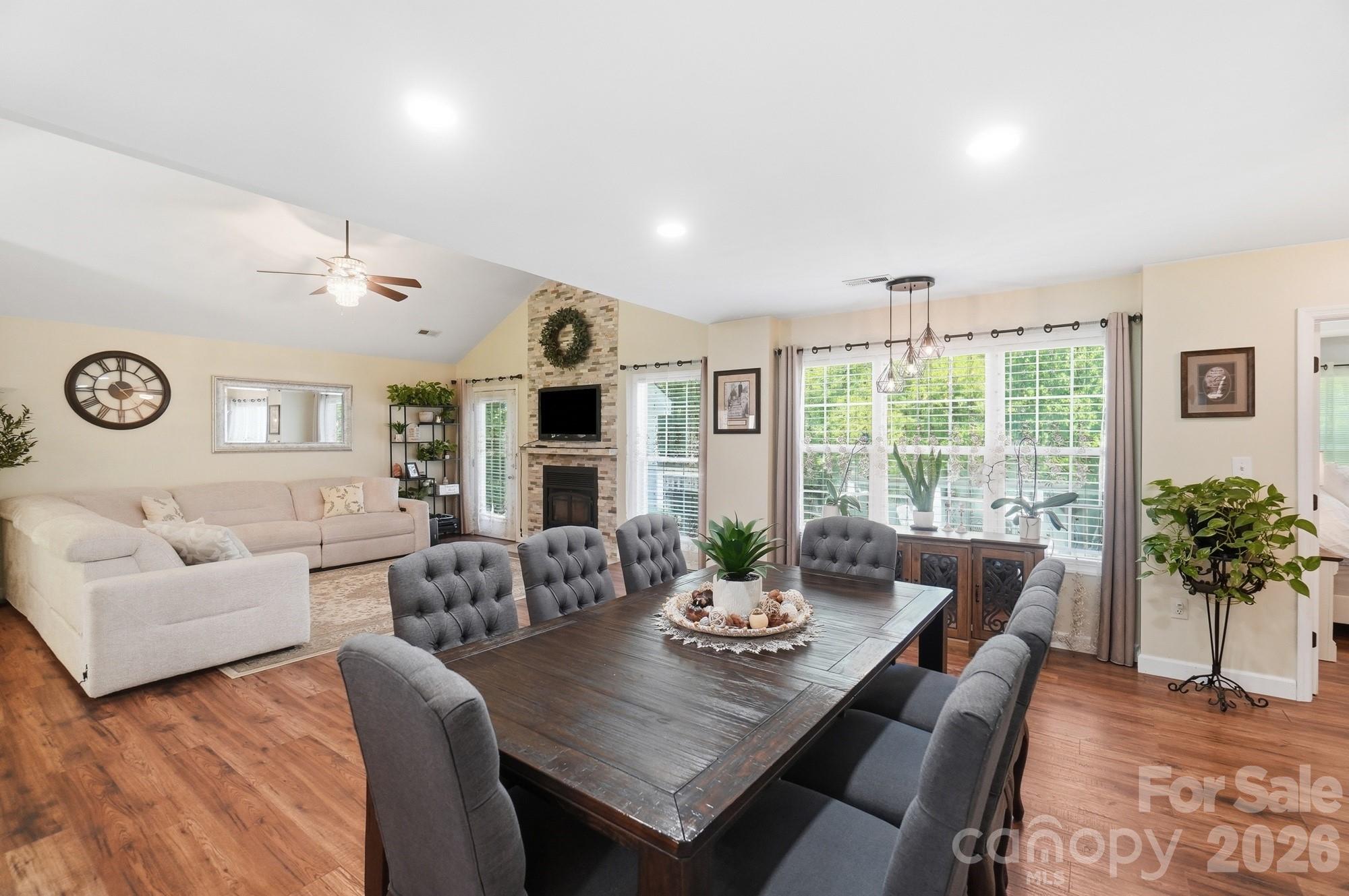 Single Family Residence at 7003 S Providence Road, Waxhaw, photo 18 of 48