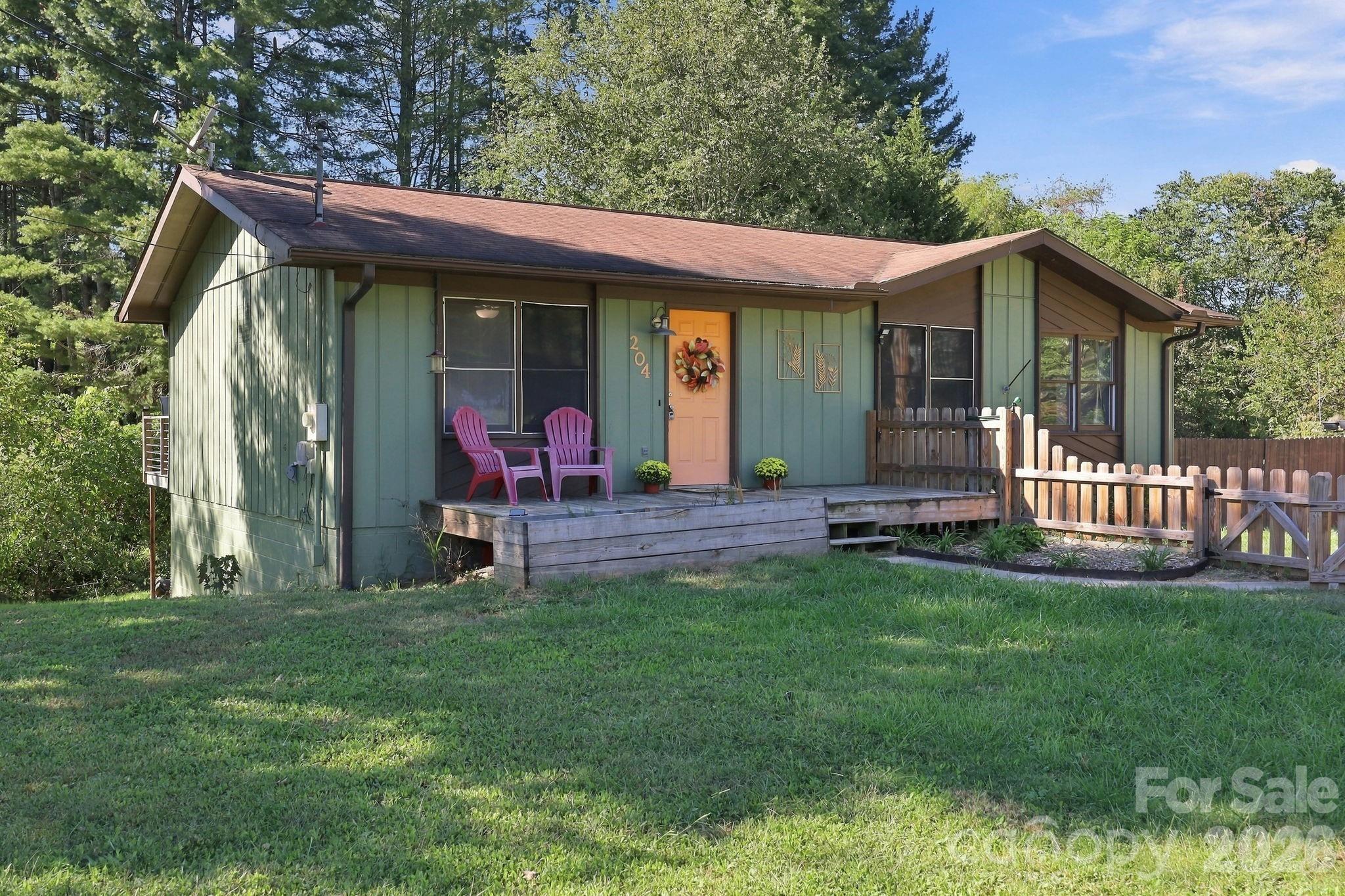204 Oakdale Road