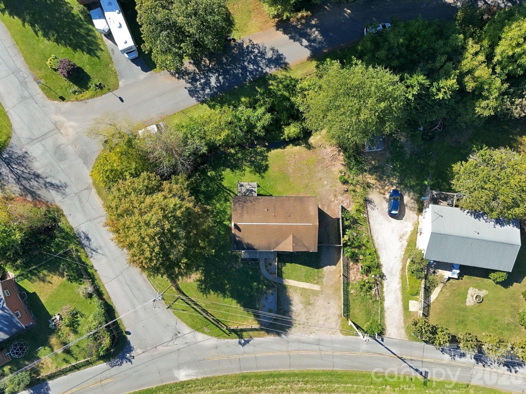 Single Family Residence at 204 Oakdale Road, Waynesville, photo 21 of 21