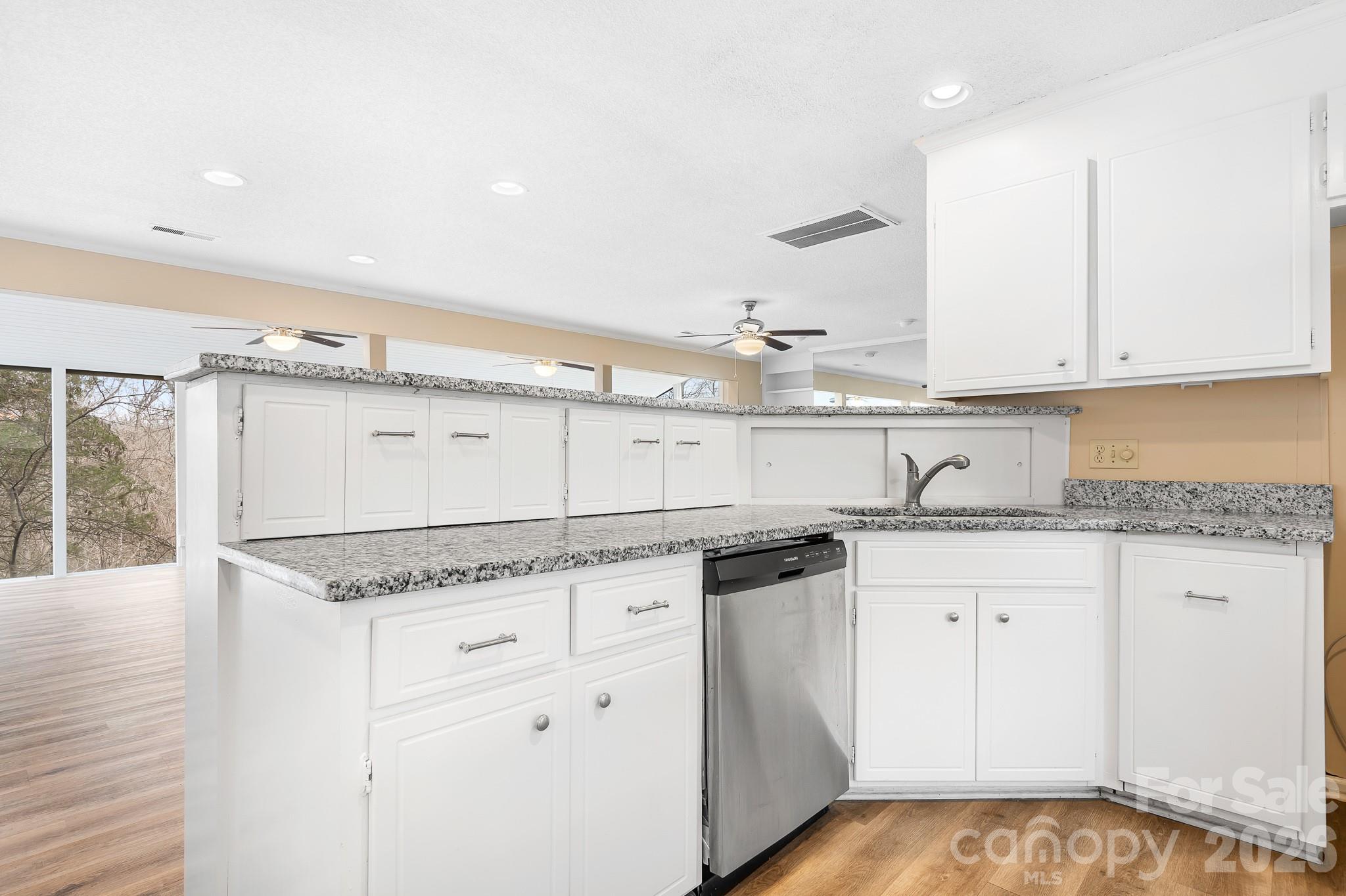 Condominium at 1126 Hanford Place NW, Concord, photo 5 of 24