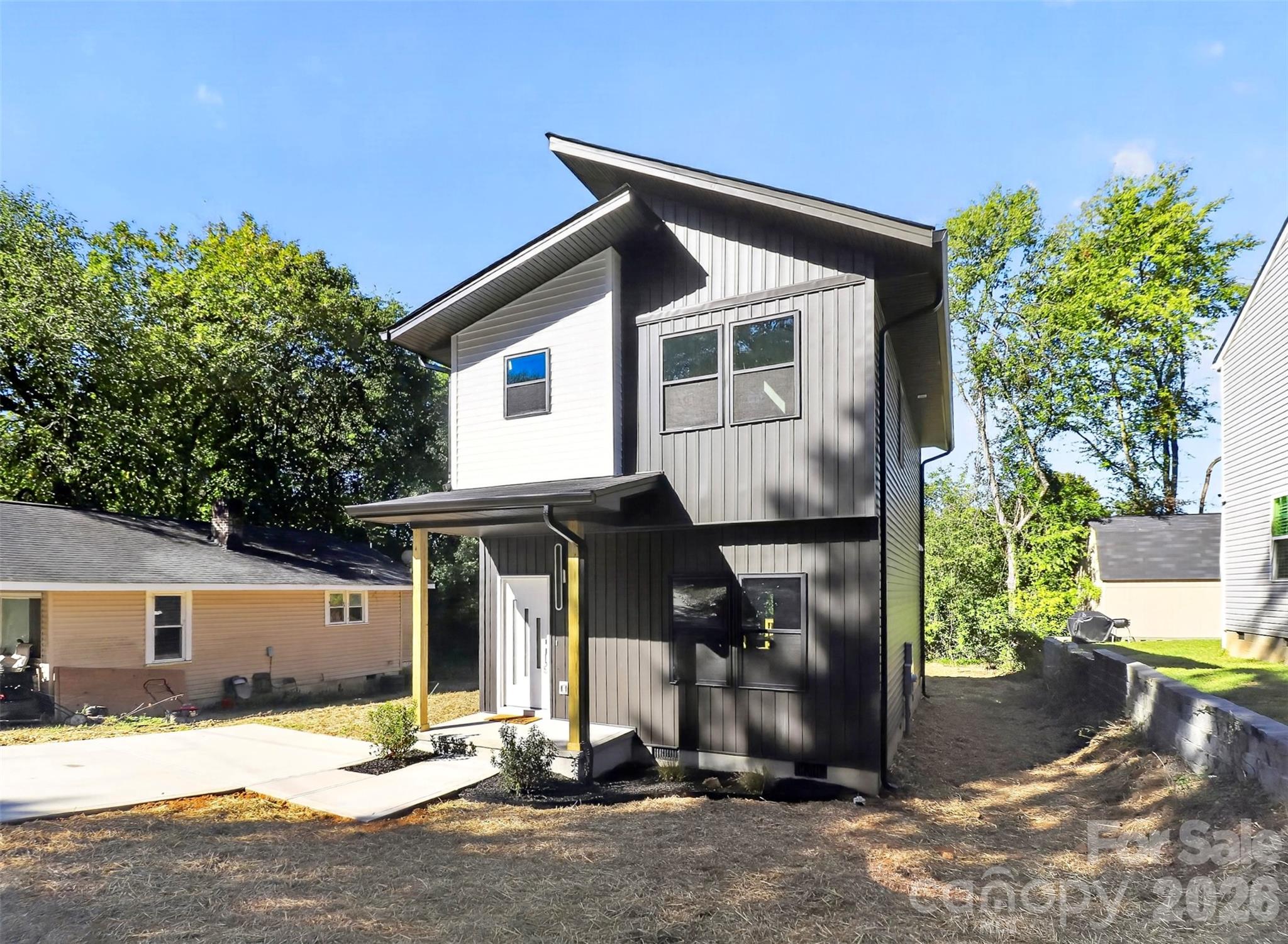 Single Family Residence at 210 Mahan Street SW, Concord, photo 2 of 37