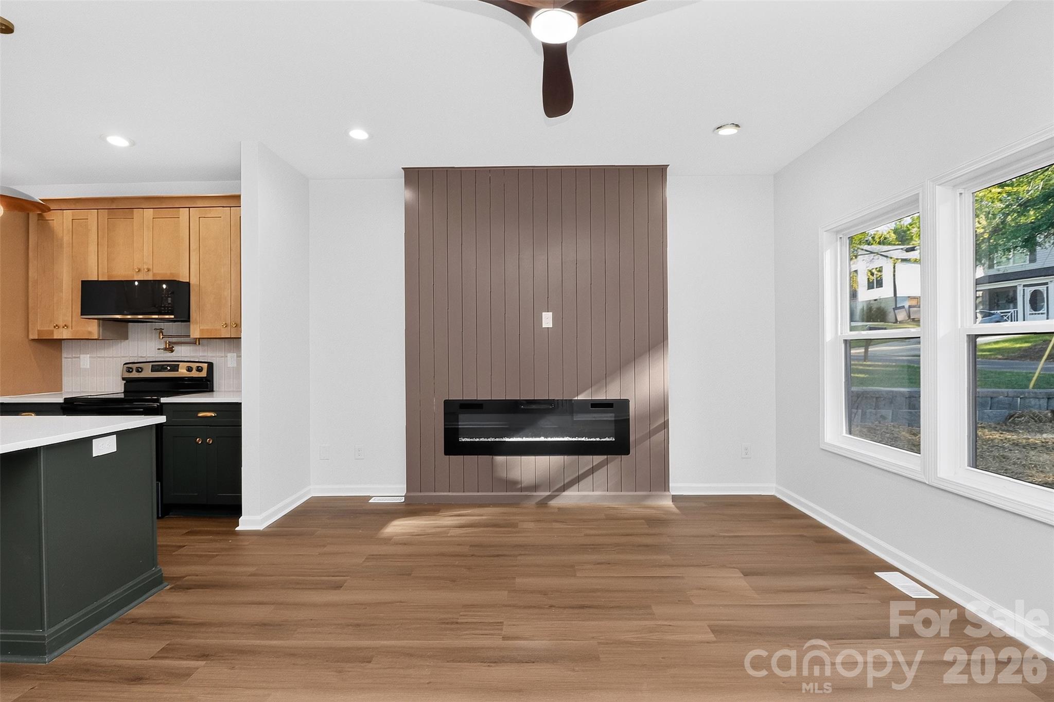 Single Family Residence at 210 Mahan Street SW, Concord, photo 8 of 37