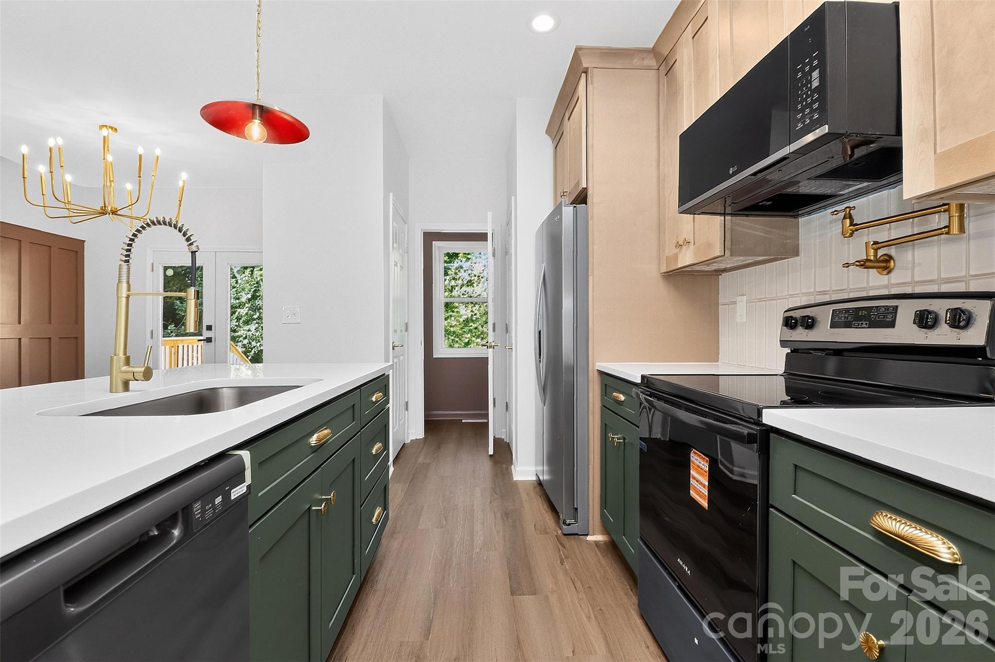 Single Family Residence at 210 Mahan Street SW, Concord, photo 13 of 37