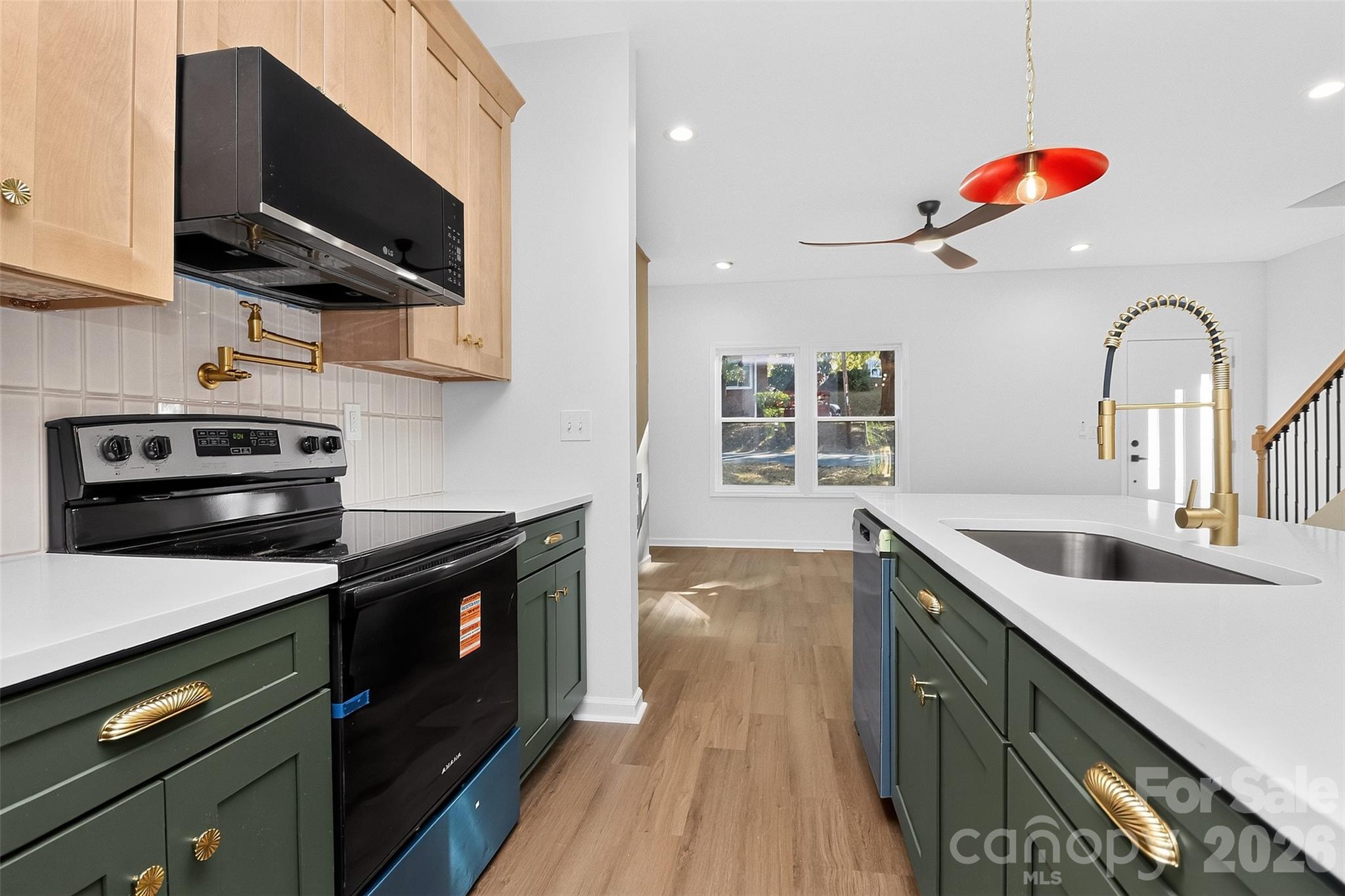 Single Family Residence at 210 Mahan Street SW, Concord, photo 14 of 37