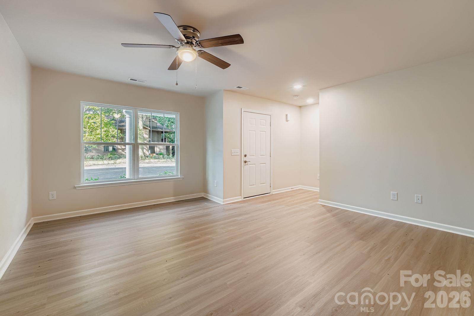 Townhouse at 1761 J Julian Lane, Charlotte, photo 3 of 17