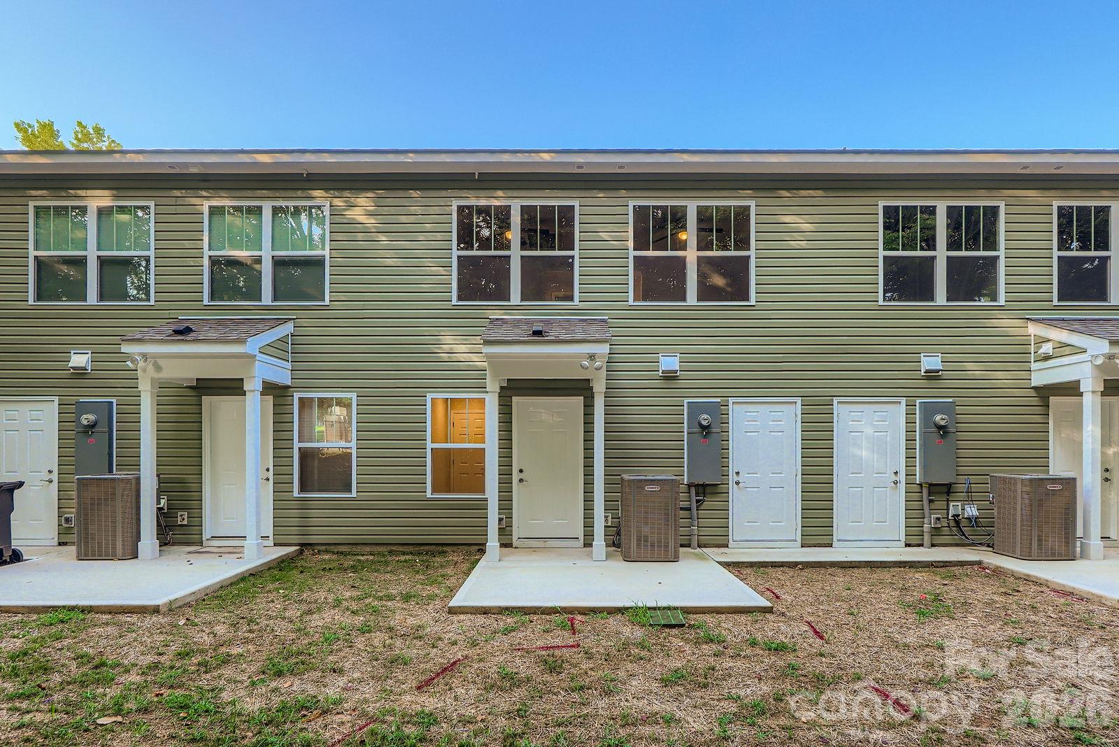 Townhouse at 1761 J Julian Lane, Charlotte, photo 16 of 17
