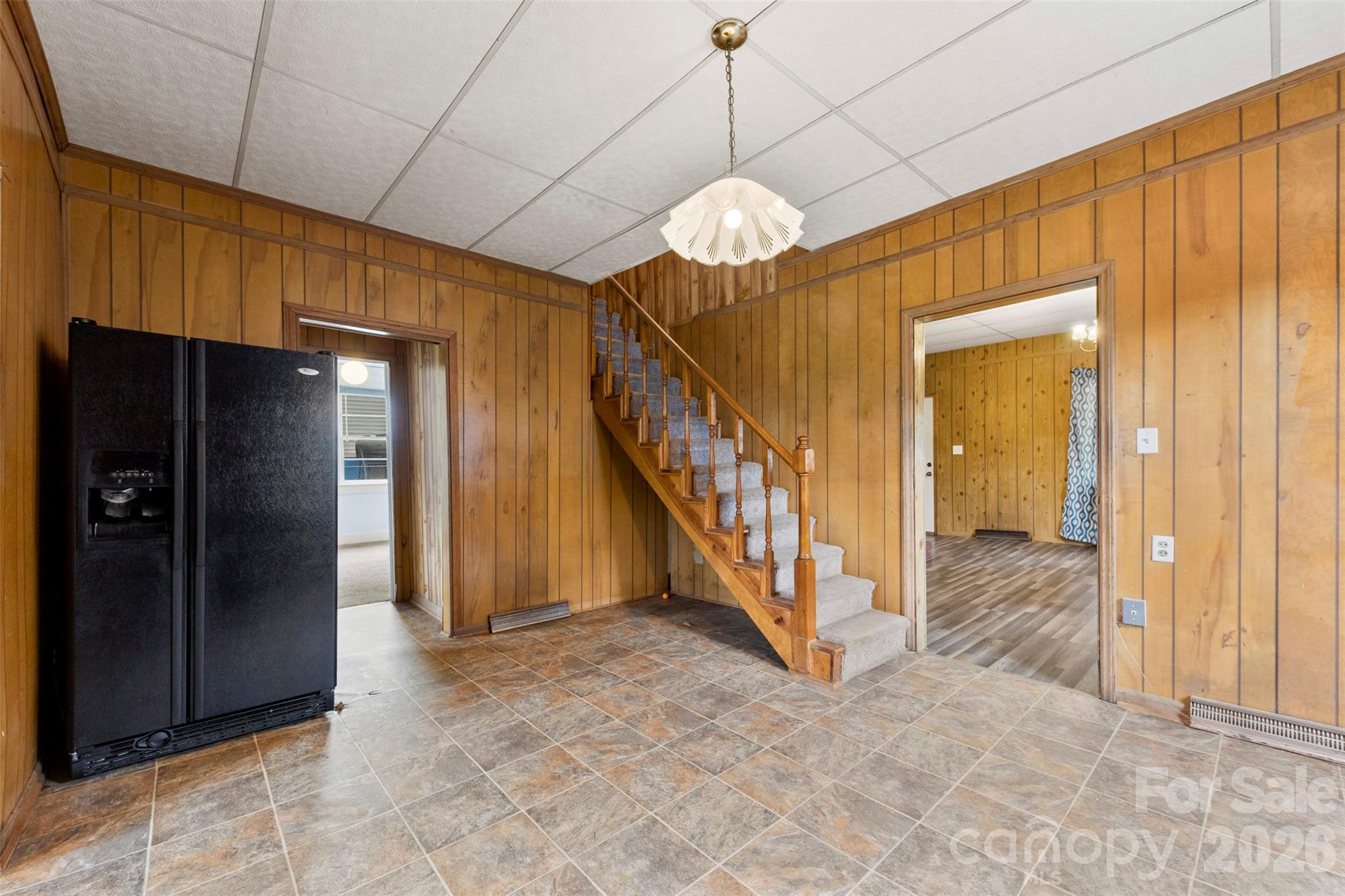 Single Family Residence at 217 S Highland Street, Gastonia, photo 8 of 31