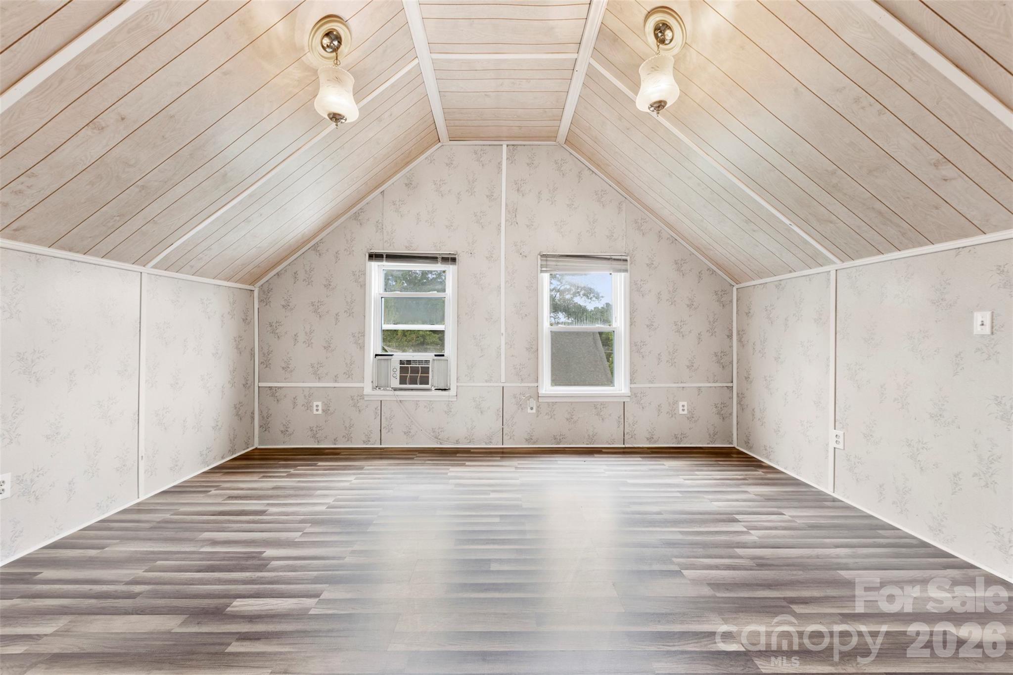 Single Family Residence at 217 S Highland Street, Gastonia, photo 27 of 31