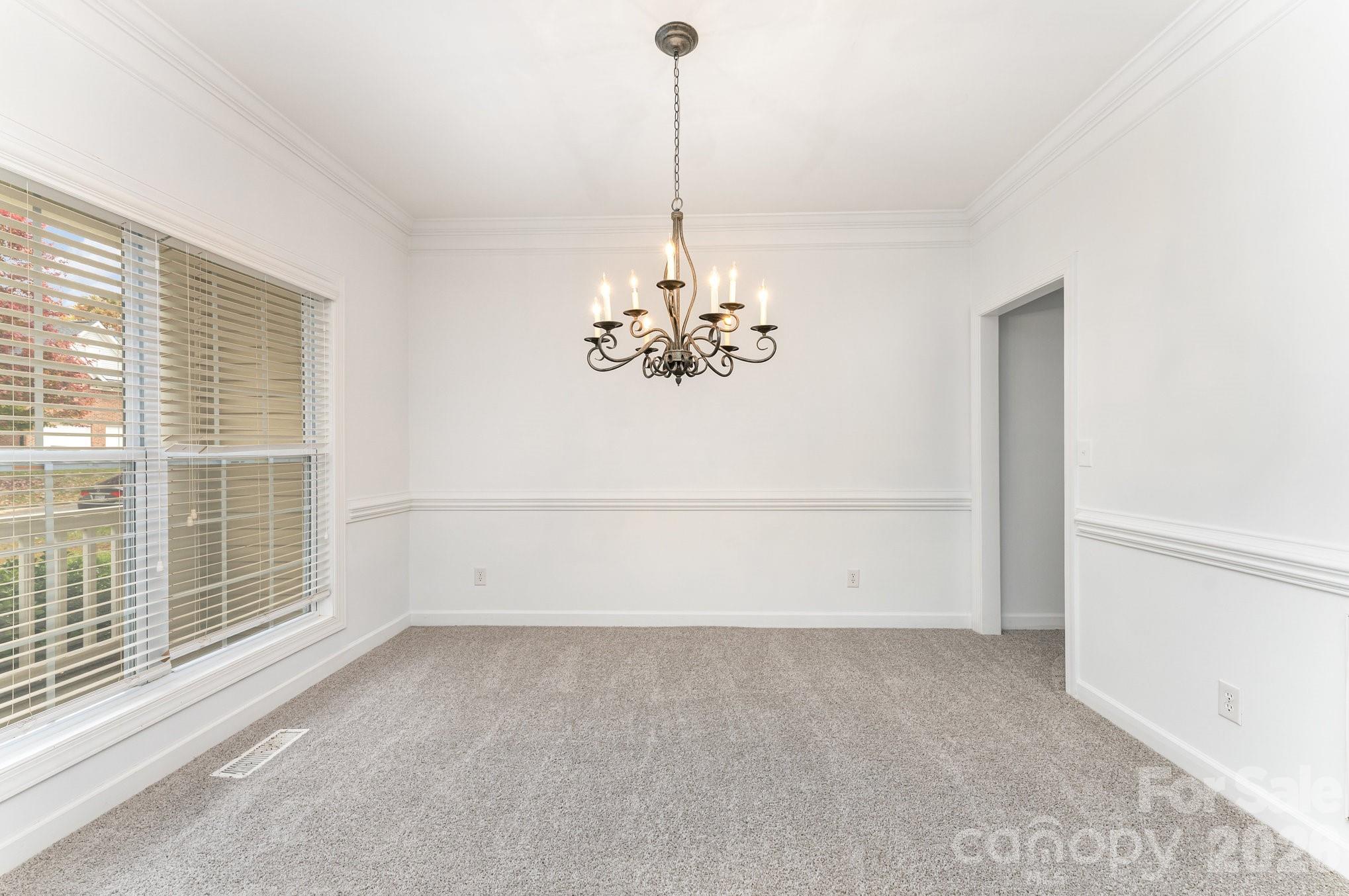 Single Family Residence at 14333 Maclauren Lane, Huntersville, photo 5 of 45