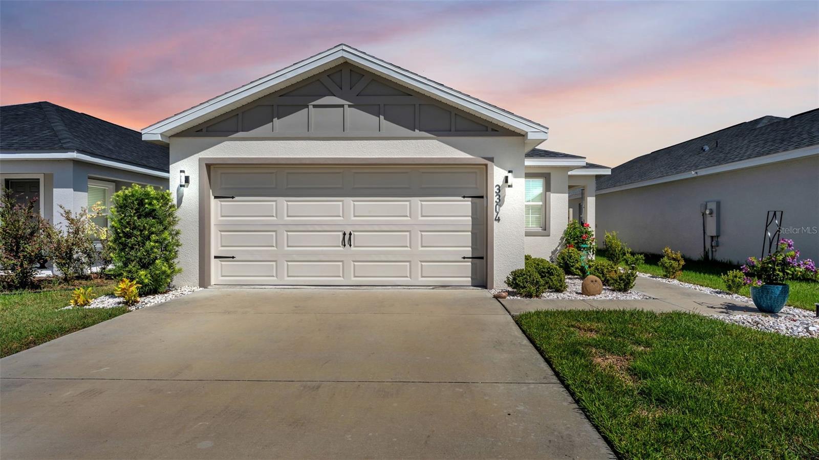 3304 COSTELLO CIR