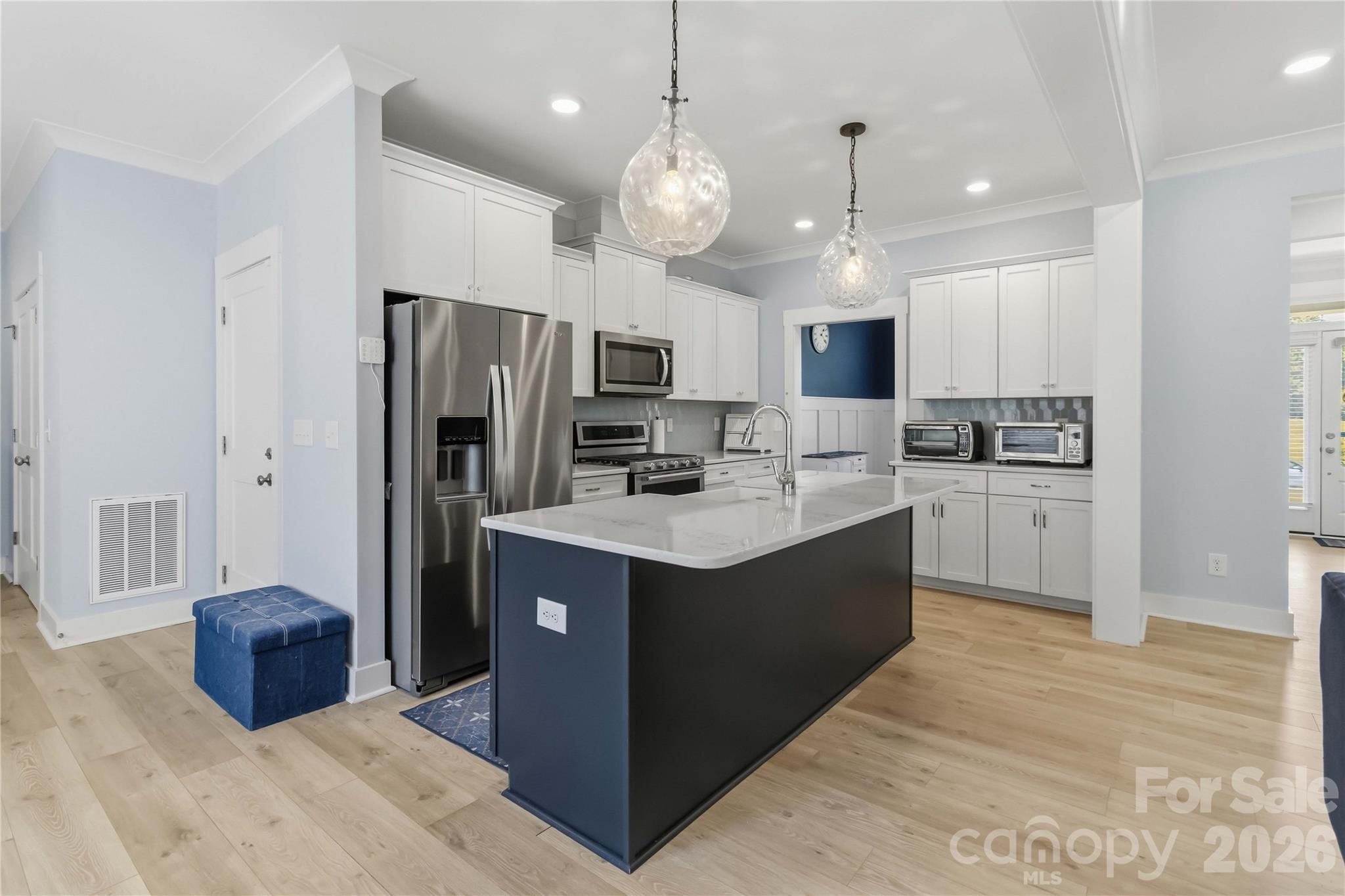 Single Family Residence at 418 Kingsburry Road, Clover, photo 18 of 42