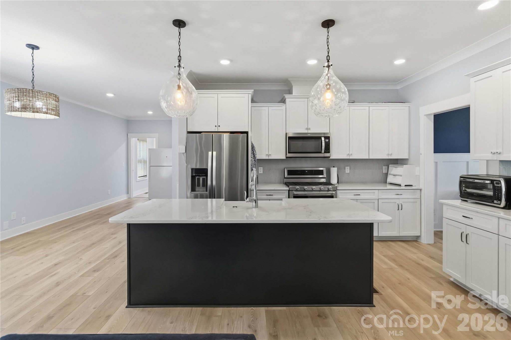 Single Family Residence at 418 Kingsburry Road, Clover, photo 20 of 42