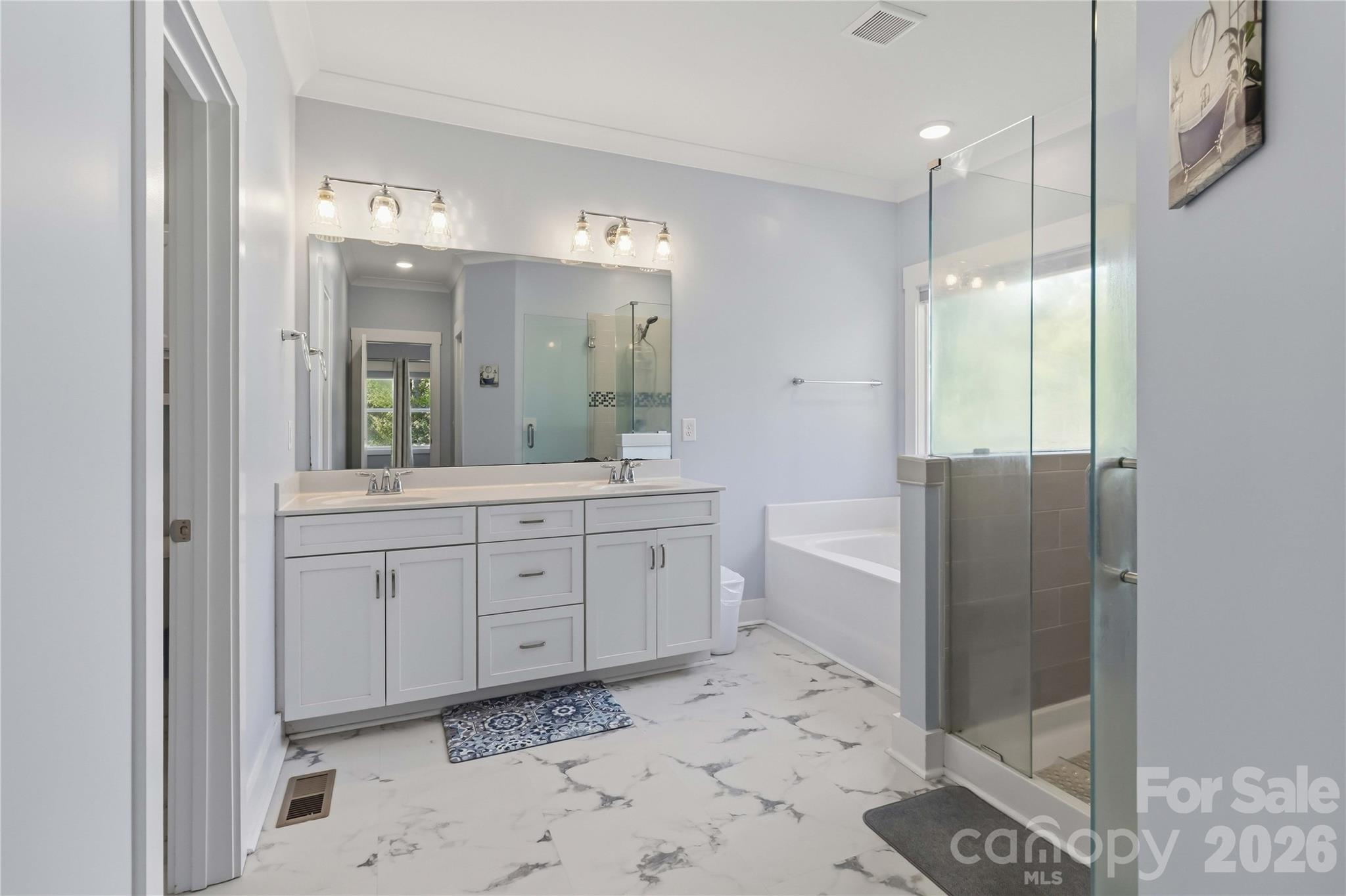 Single Family Residence at 418 Kingsburry Road, Clover, photo 26 of 42