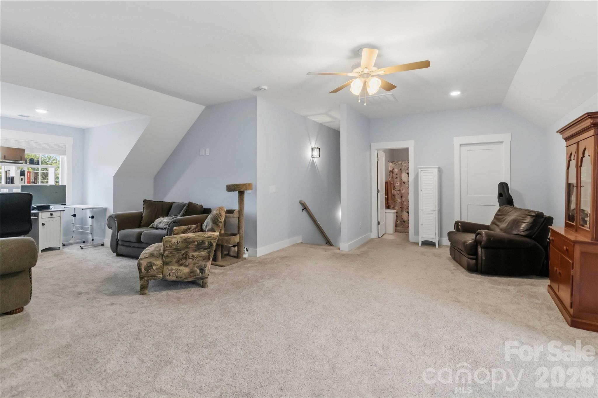 Single Family Residence at 418 Kingsburry Road, Clover, photo 38 of 42