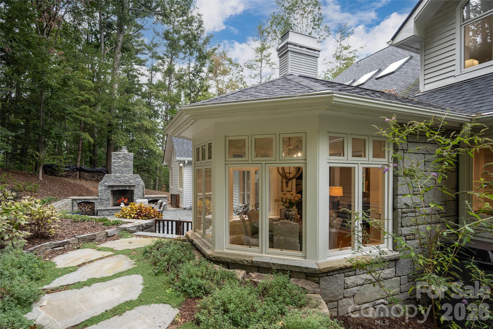 Single Family Residence at 4 Cedar Hill Drive, Asheville, photo 5 of 48