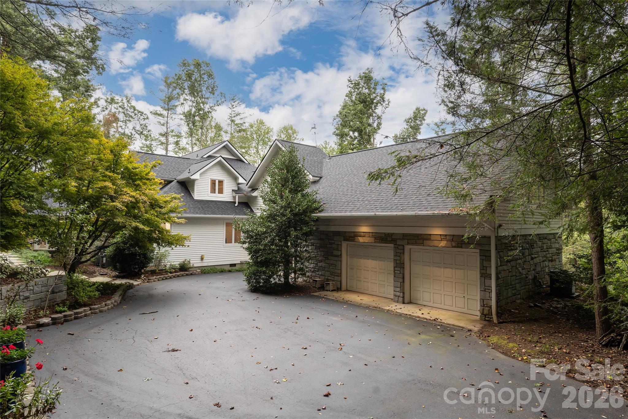 Single Family Residence at 4 Cedar Hill Drive, Asheville, photo 47 of 48