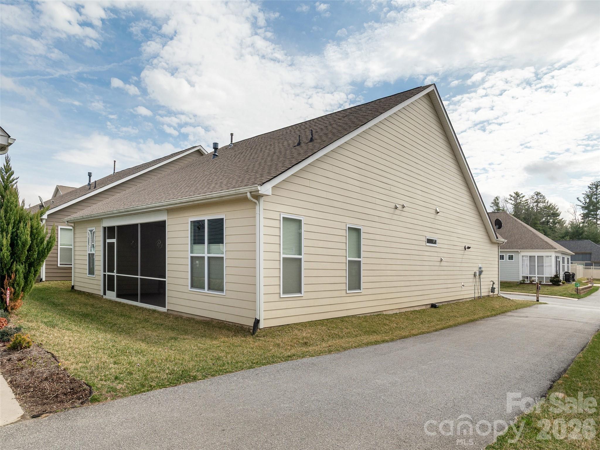 Single Family Residence at 748 Summerfield Place, Flat Rock, photo 26 of 26