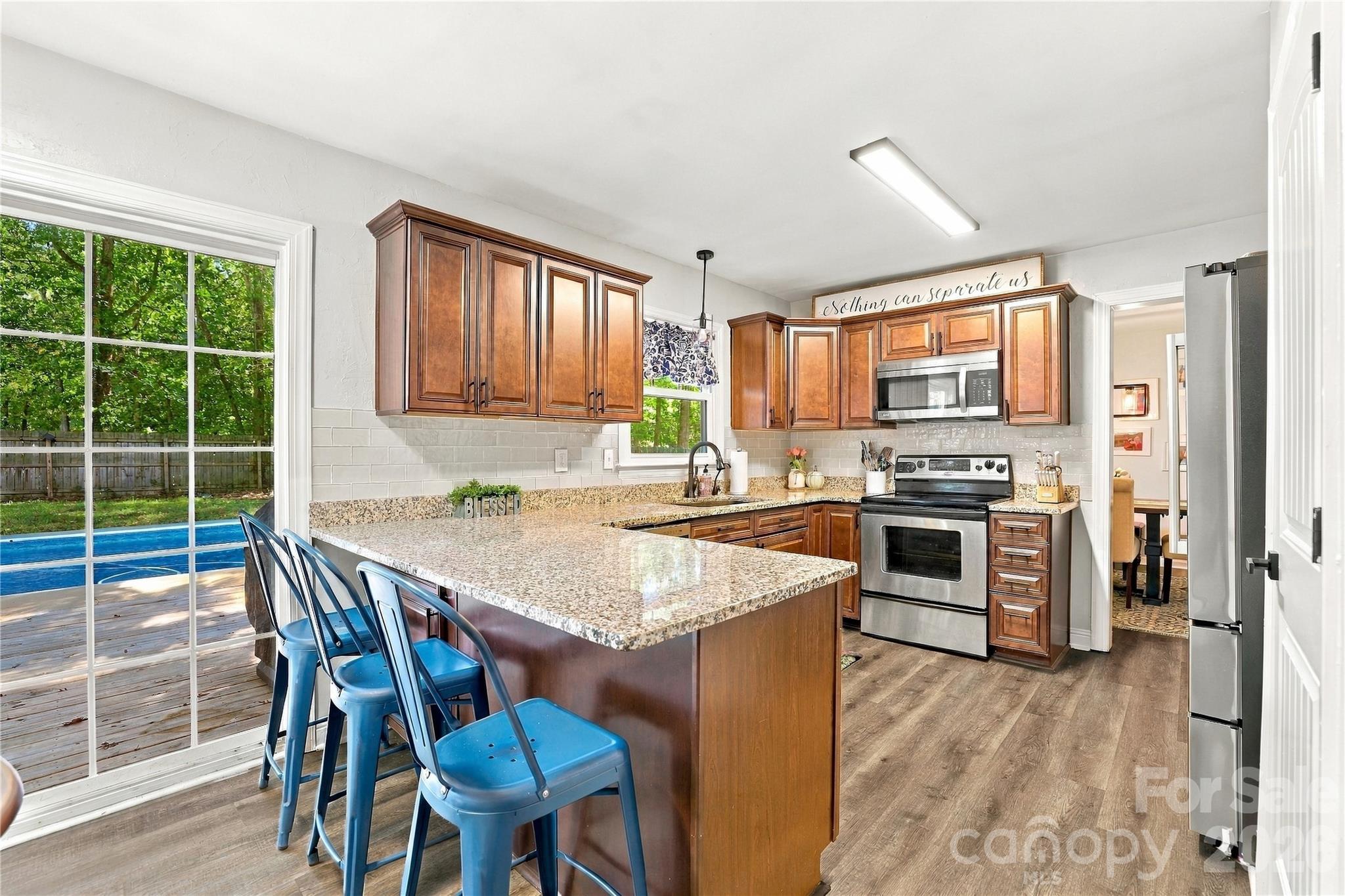 Single Family Residence at 603 Winter Wood Drive, Matthews, photo 11 of 48