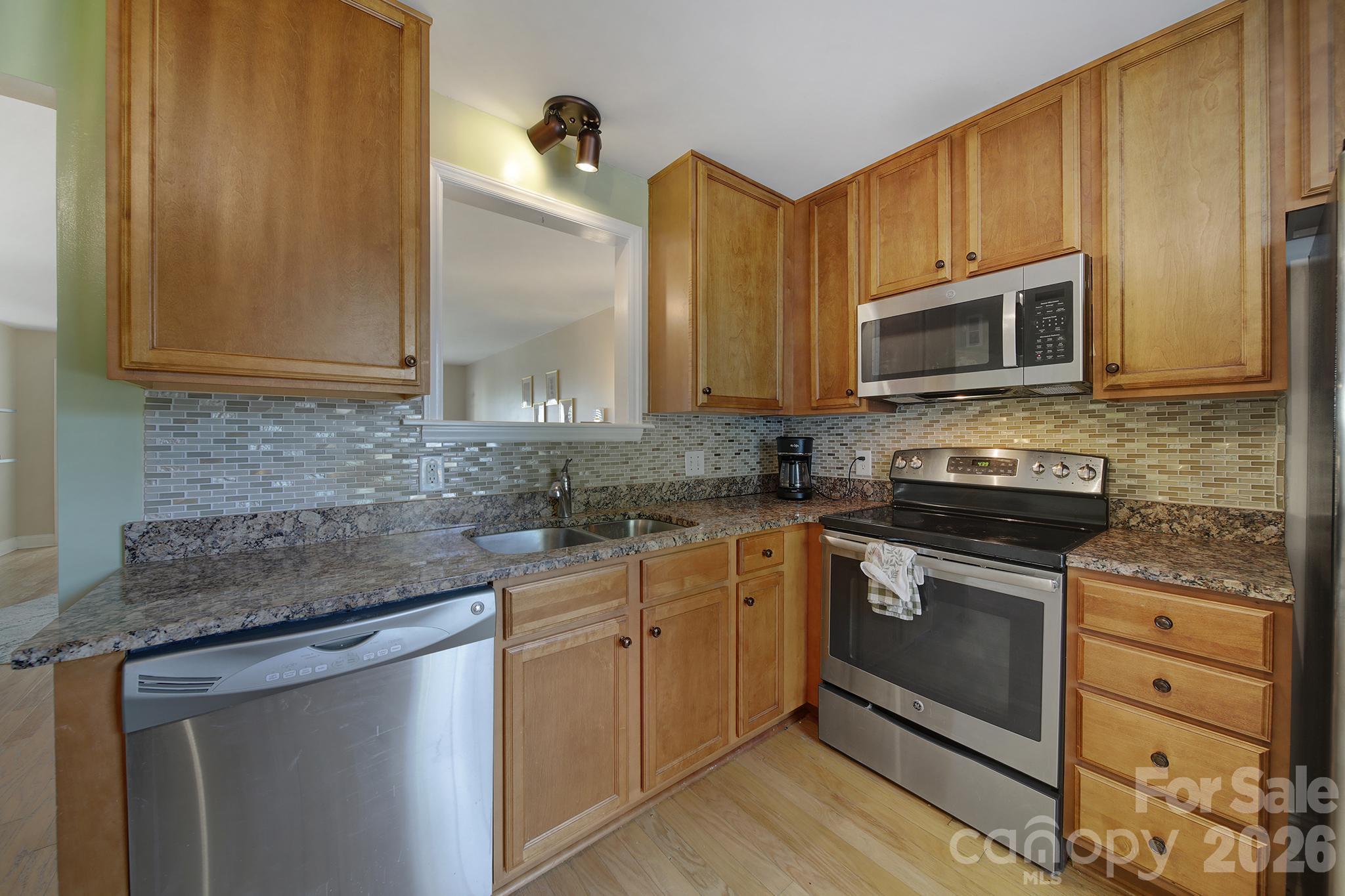 Condominium at 1821 Fairlawn Court, Rock Hill, photo 9 of 27