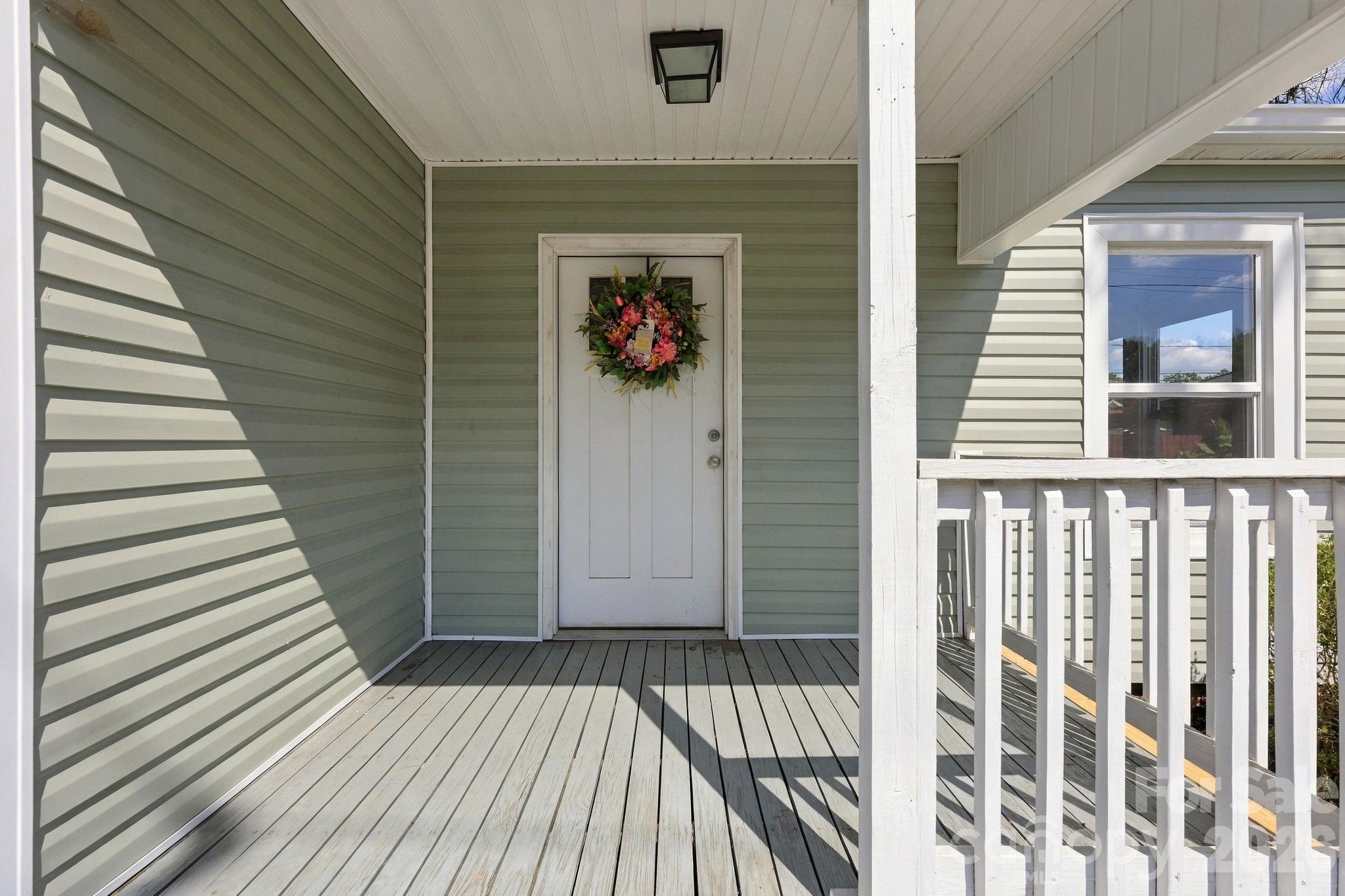 Single Family Residence at 1006 W C Street, Kannapolis, photo 3 of 20