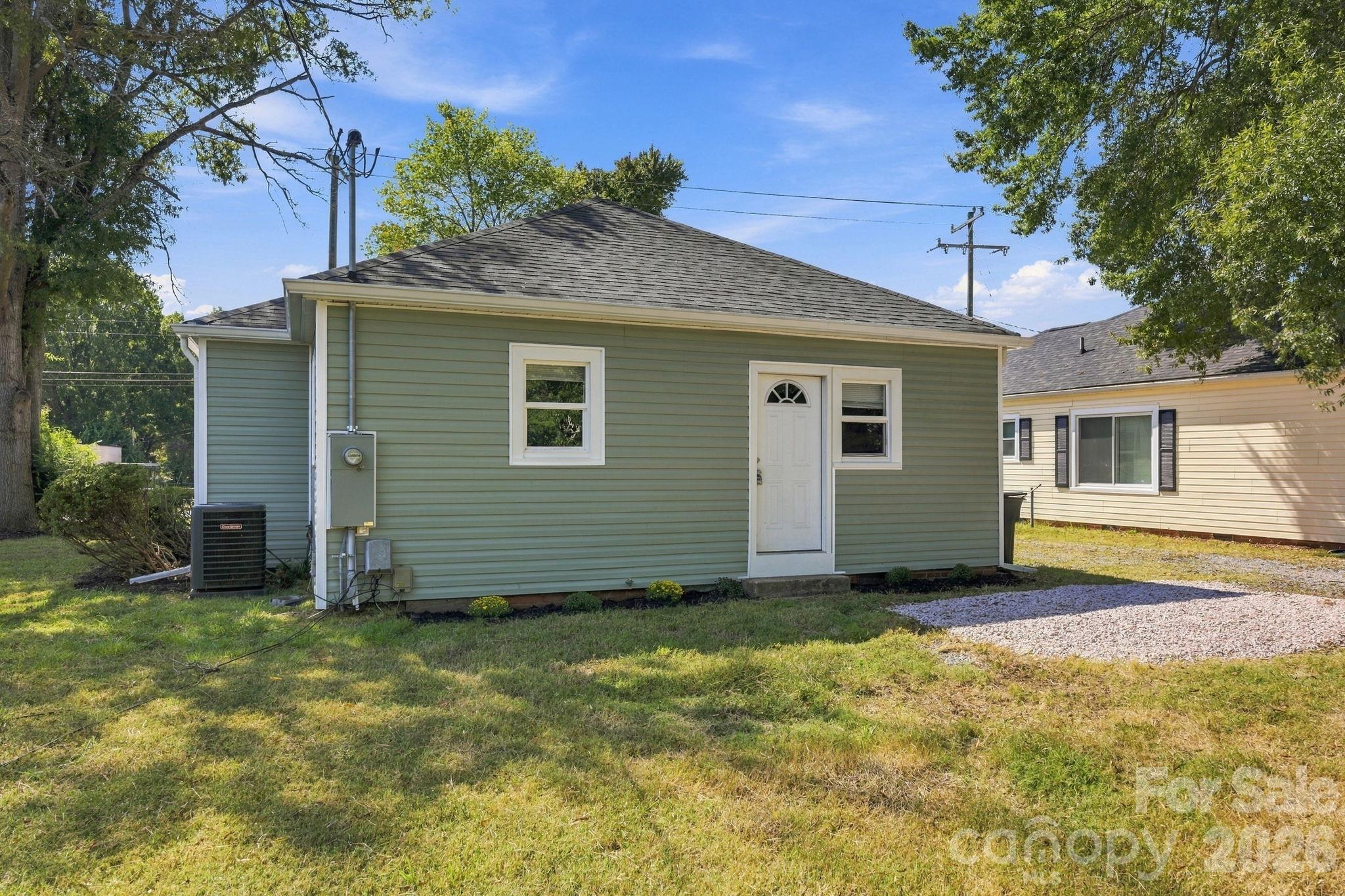 Single Family Residence at 1006 W C Street, Kannapolis, photo 19 of 20