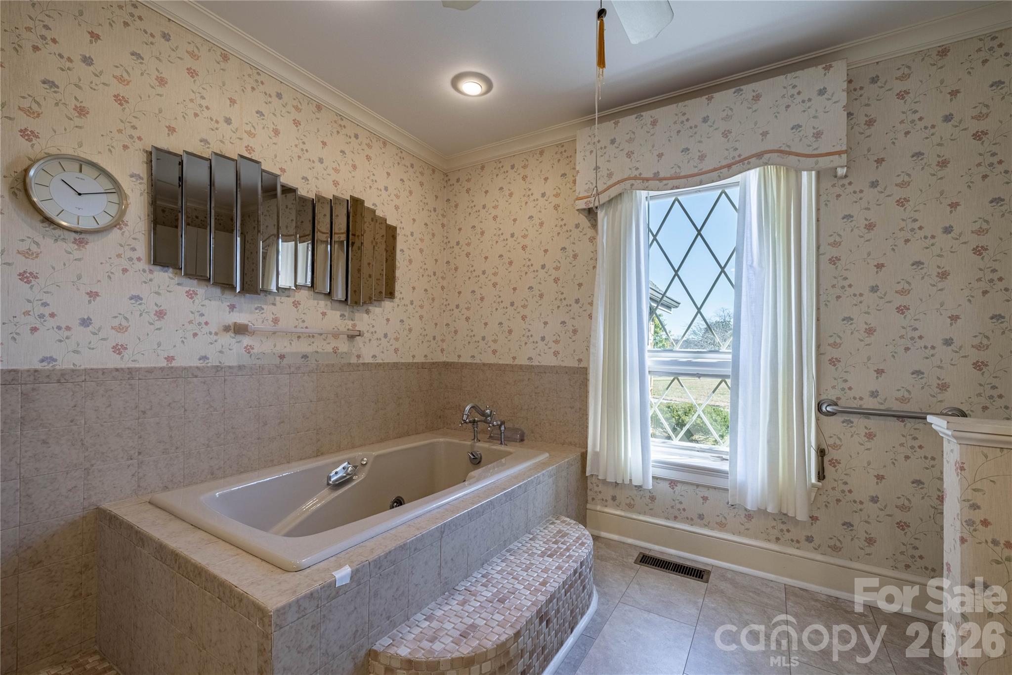 Single Family Residence at 2505 Morganton Boulevard SW, Lenoir, photo 27 of 34