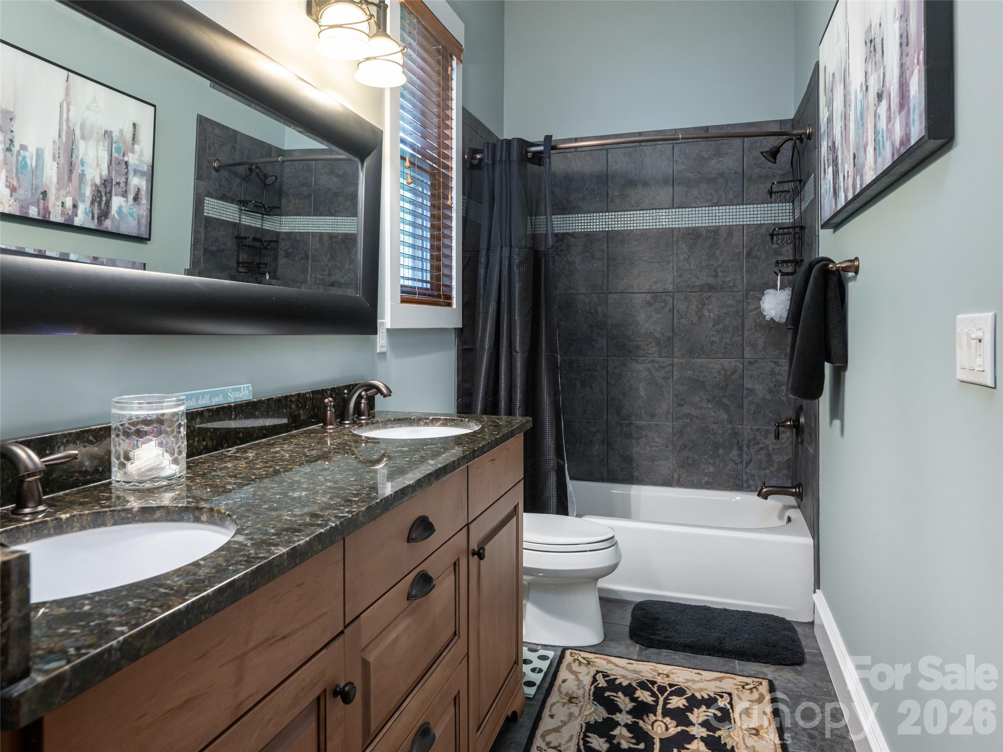 Single Family Residence at 25 Jake Ridge Trail, Fletcher, photo 25 of 47