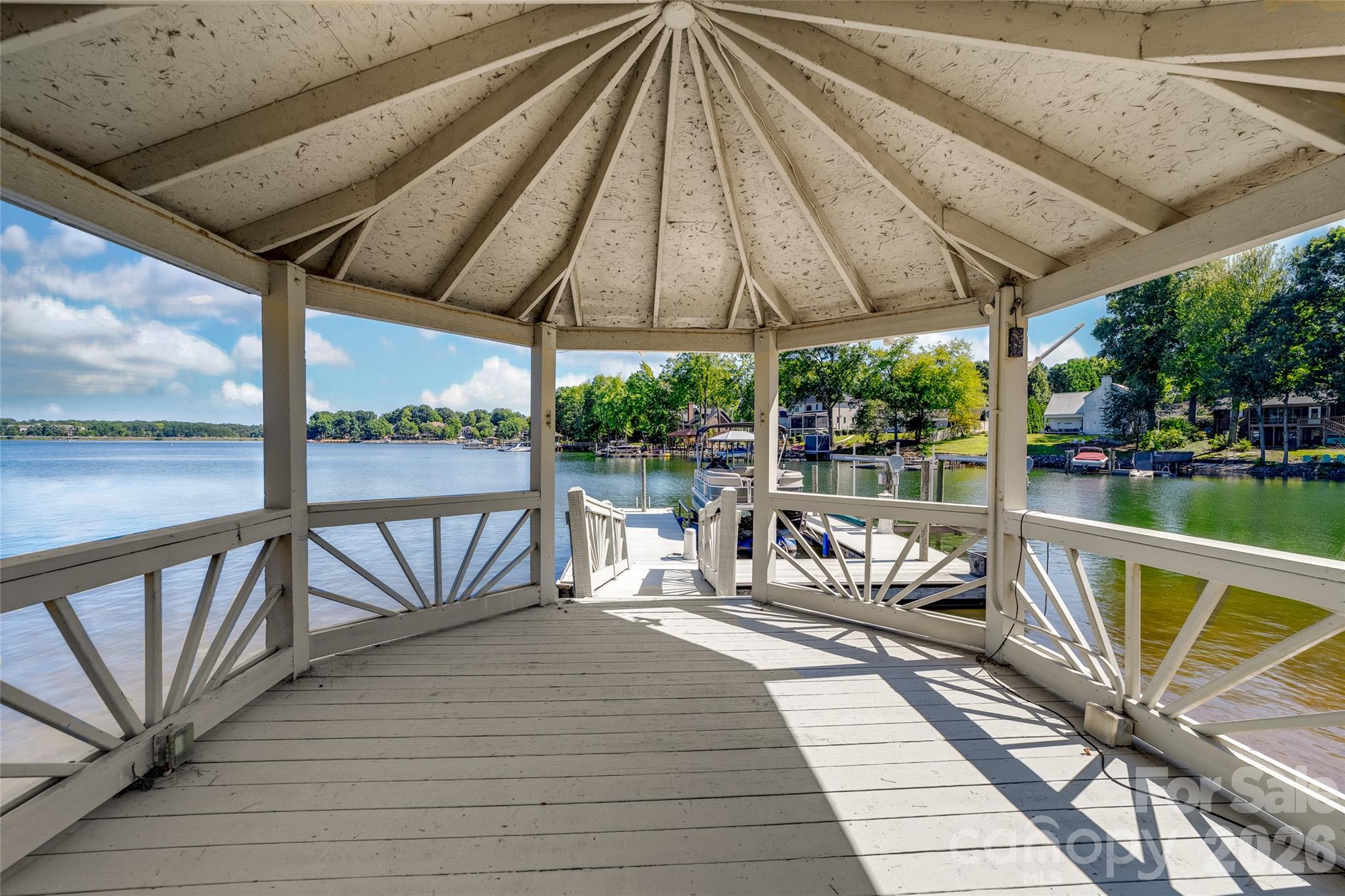 Single Family Residence at 21206 Captiva Court, Cornelius, photo 4 of 48