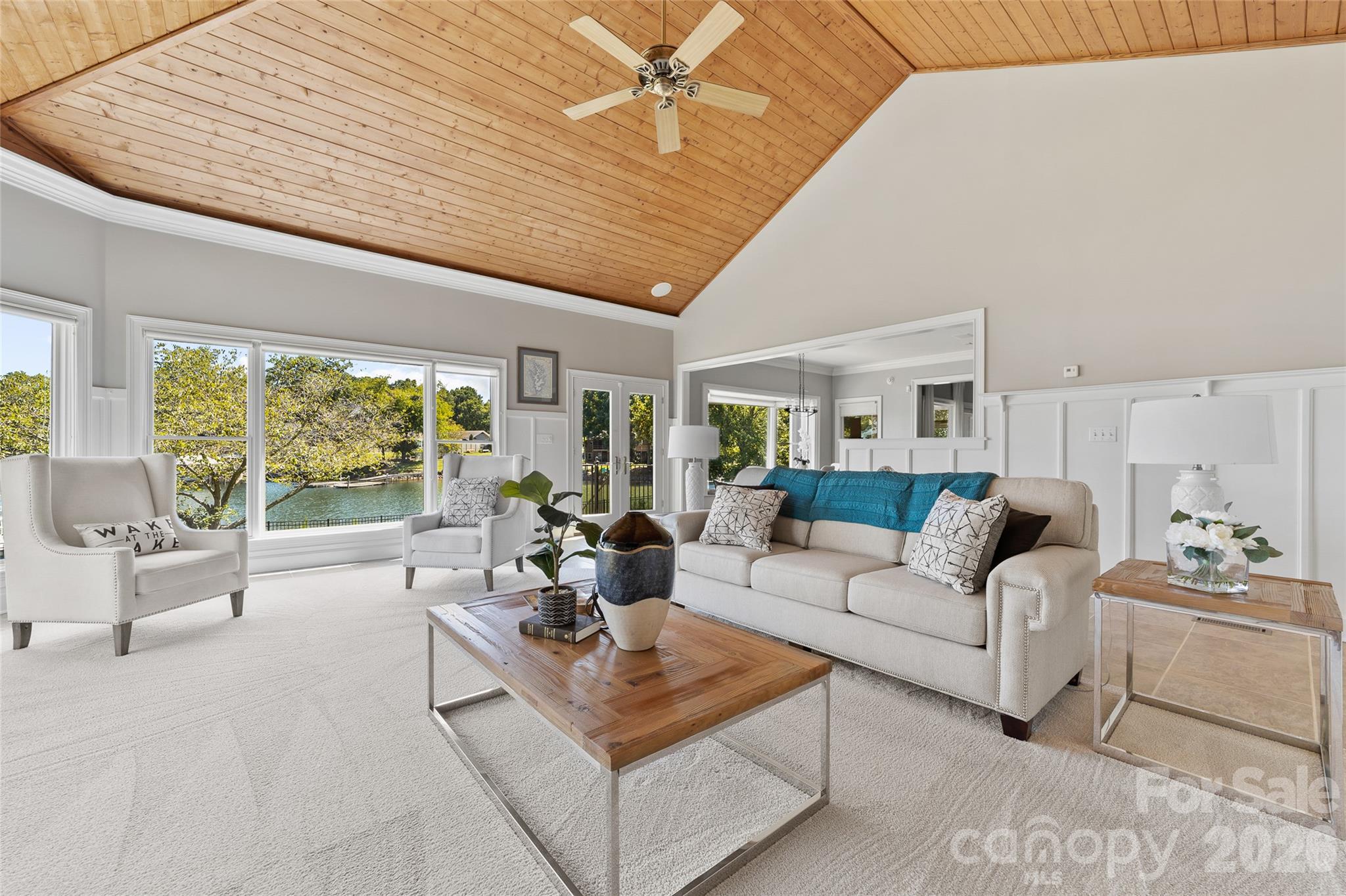 Single Family Residence at 21206 Captiva Court, Cornelius, photo 11 of 48