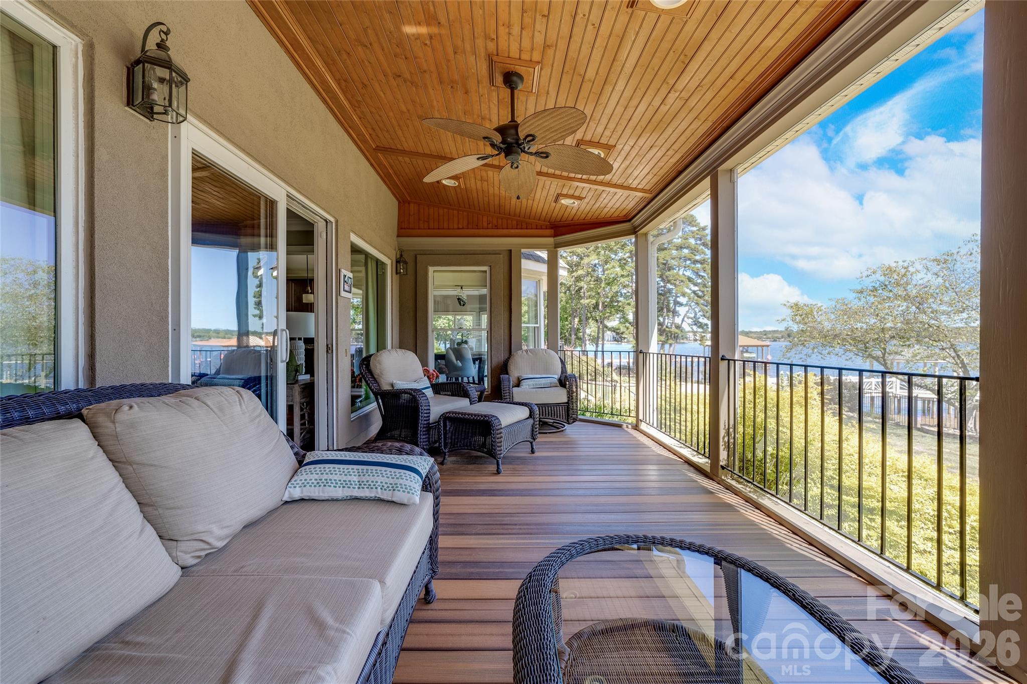 Single Family Residence at 21206 Captiva Court, Cornelius, photo 23 of 48