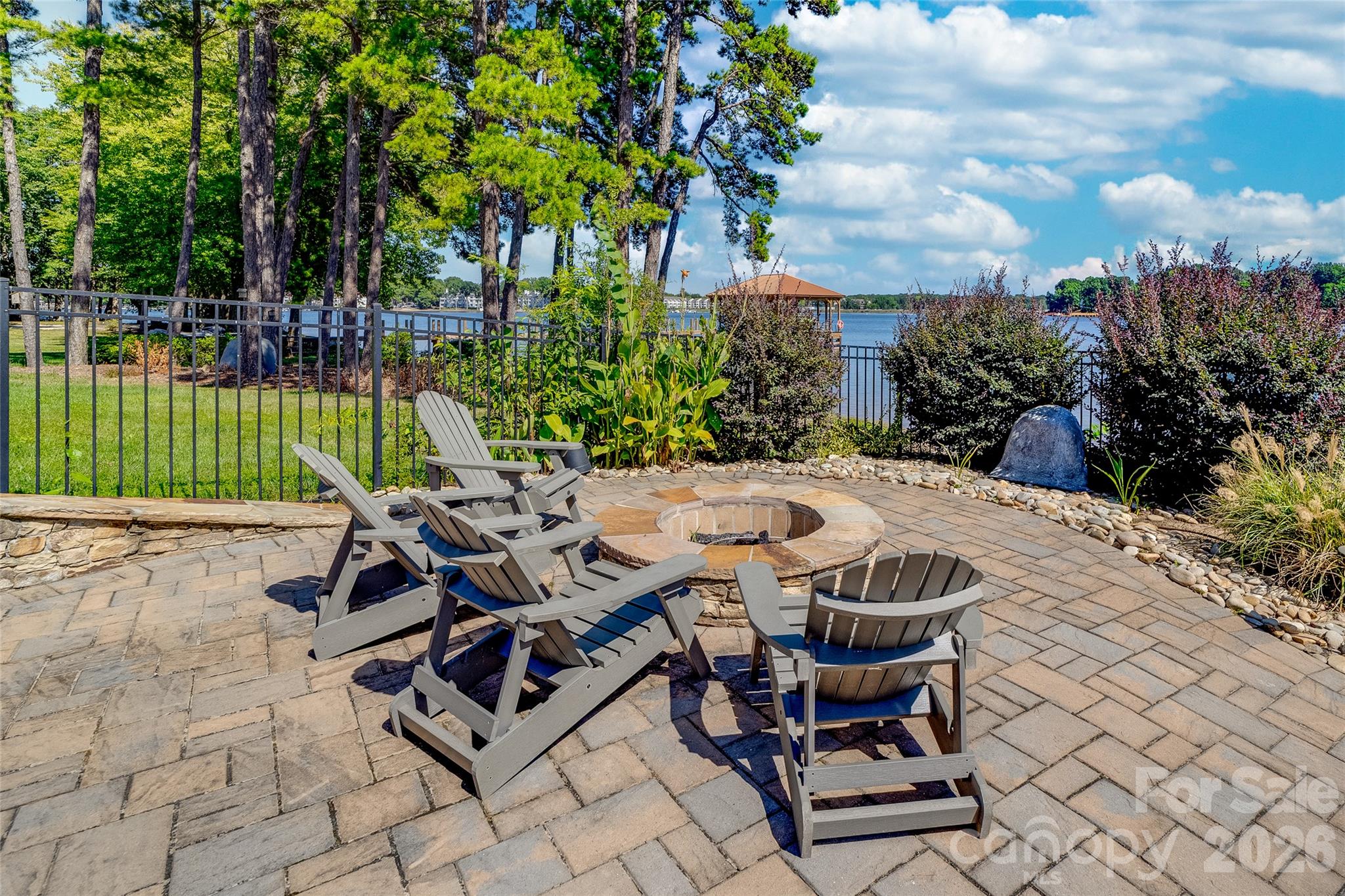 Single Family Residence at 21206 Captiva Court, Cornelius, photo 36 of 48