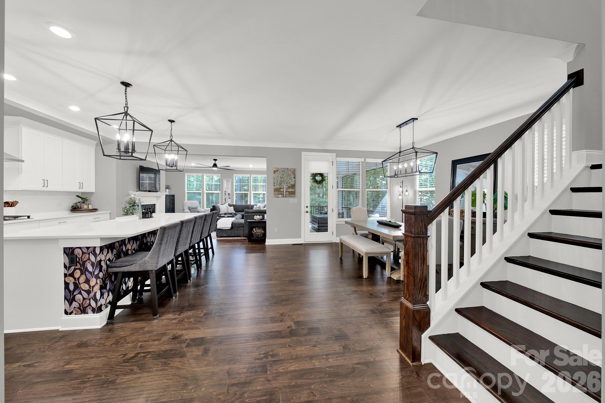 Single Family Residence at 6340 Harbor Oaks Drive, Denver, photo 4 of 47