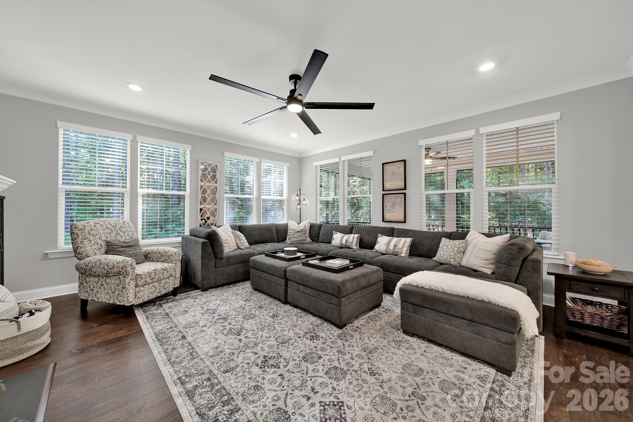 Single Family Residence at 6340 Harbor Oaks Drive, Denver, photo 16 of 47