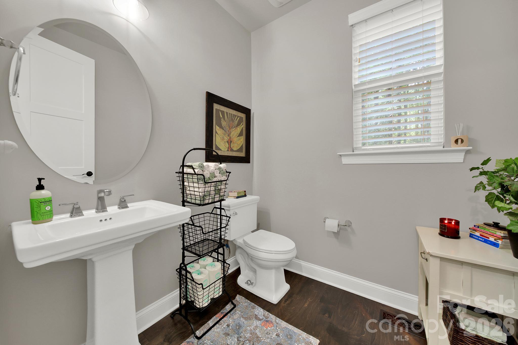 Single Family Residence at 6340 Harbor Oaks Drive, Denver, photo 20 of 47