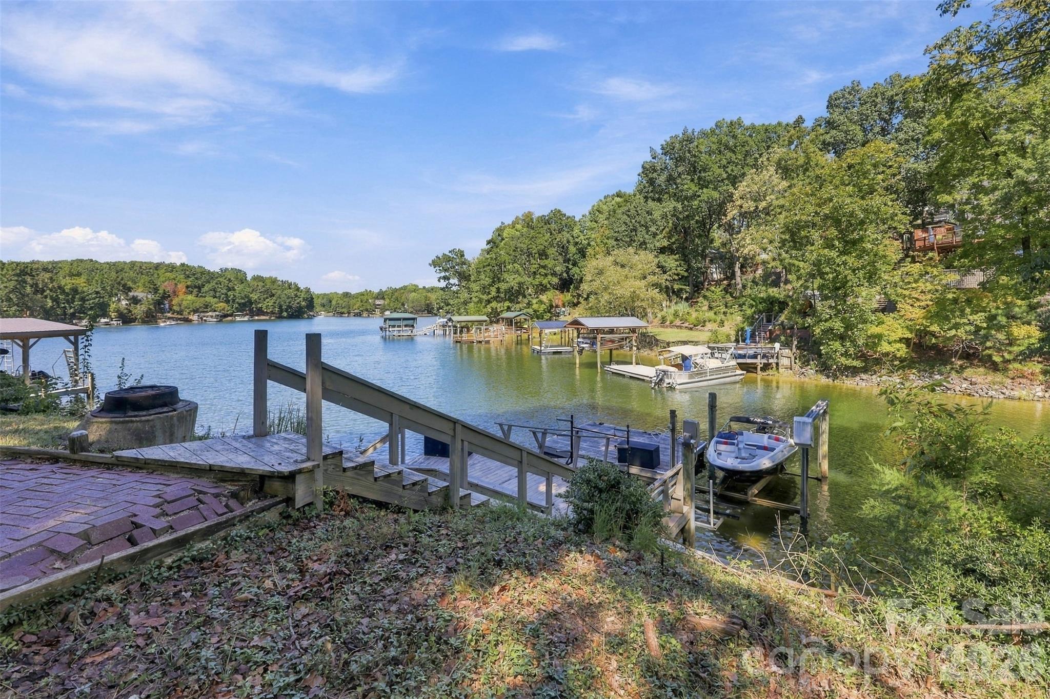 Single Family Residence at 9071 Tulagi Court, Tega Cay, photo 33 of 37