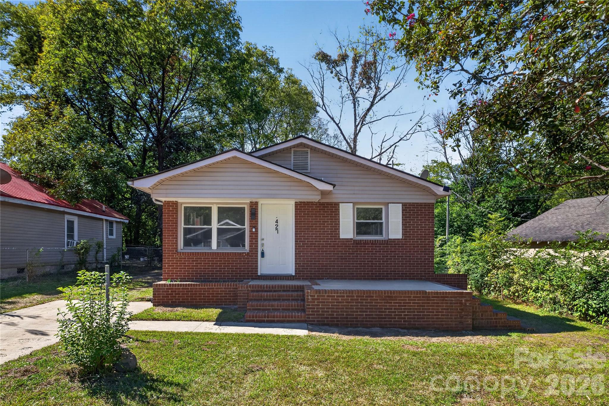 Single Family Residence at 427 Clinton Avenue, Lancaster, photo 2 of 33