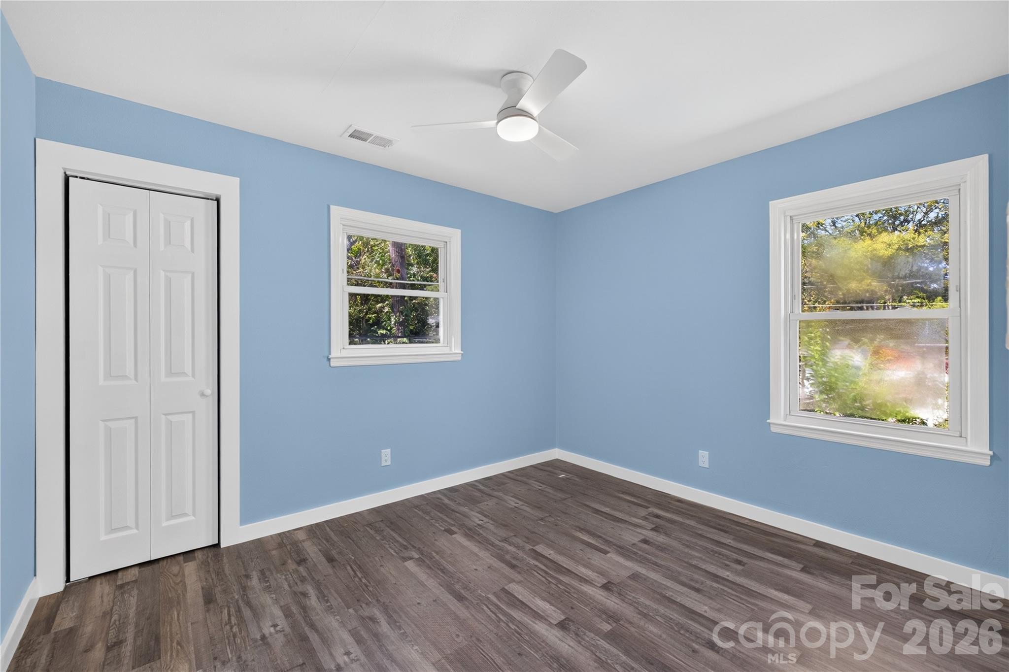 Single Family Residence at 427 Clinton Avenue, Lancaster, photo 21 of 33
