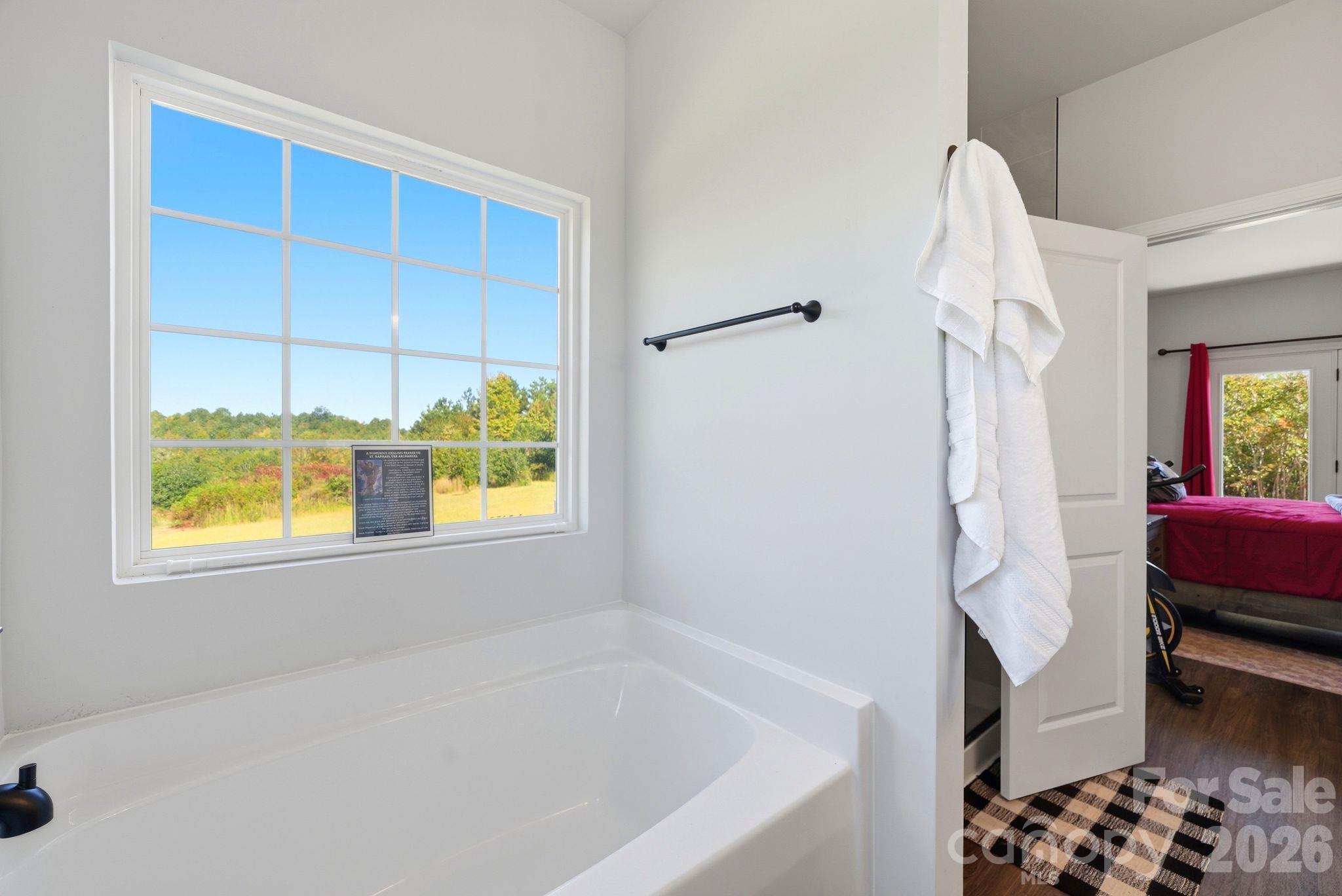 Primary Bathroom Tub - 6100 White Store Pageland Road, Marshville