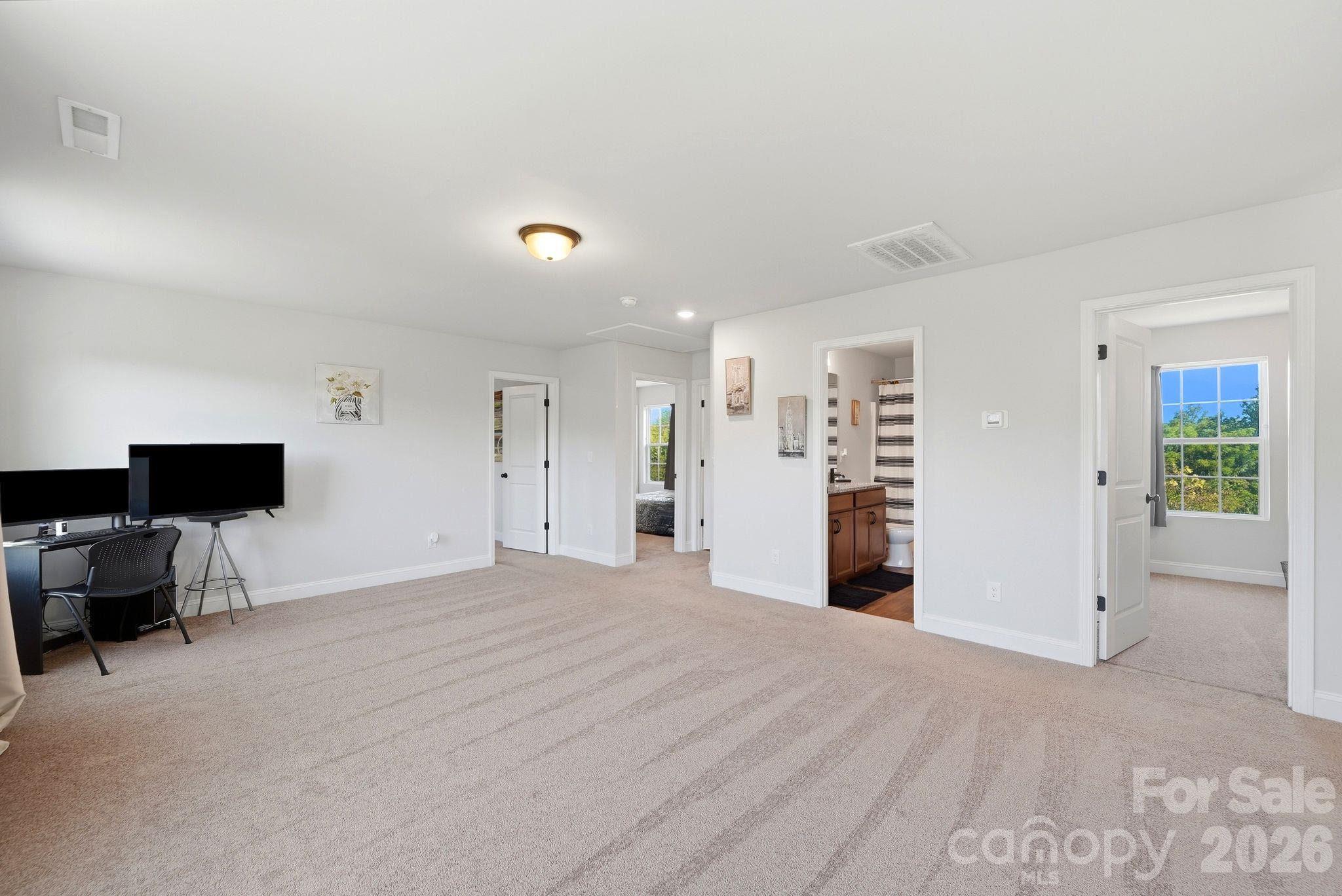 Upstairs Loft - 6100 White Store Pageland Road, Marshville