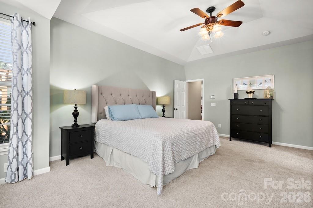 Single Family Residence at 6723 Carrington Pointe Drive, Huntersville, photo 18 of 39