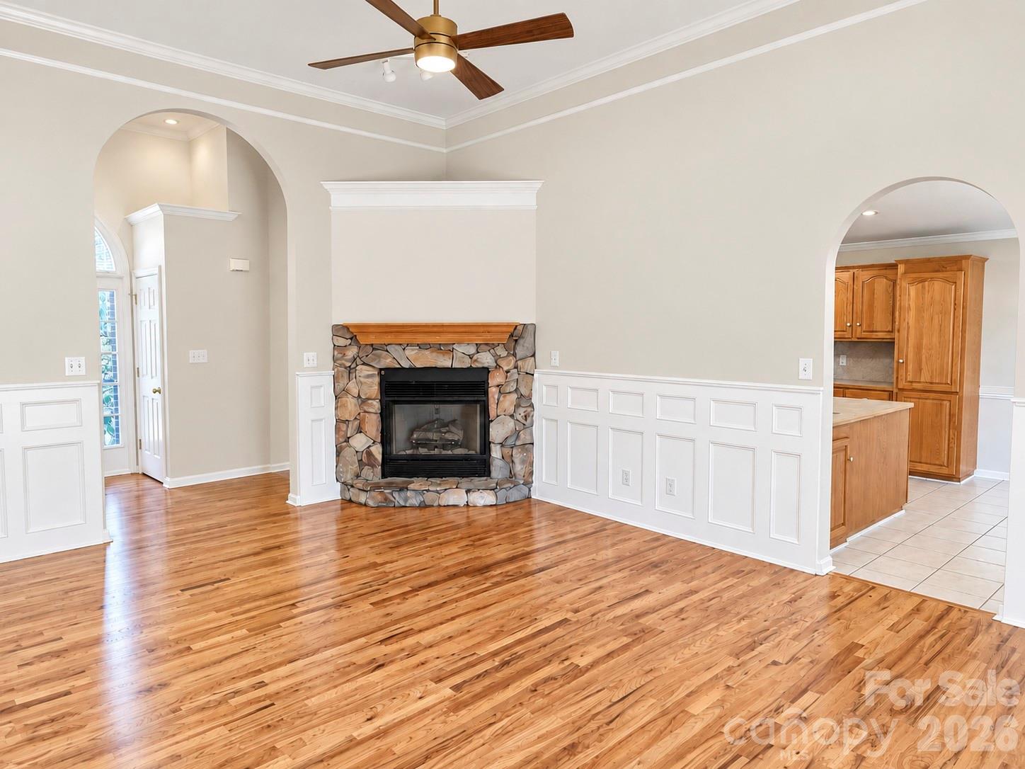 Single Family Residence at 1615 Terra Cotta Drive, Hickory, photo 6 of 48