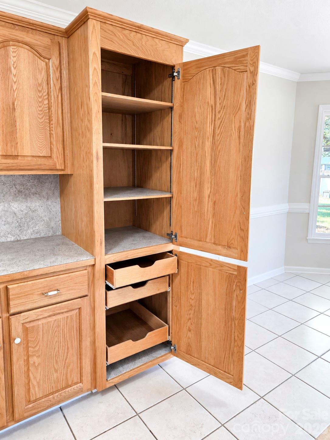 Single Family Residence at 1615 Terra Cotta Drive, Hickory, photo 9 of 48