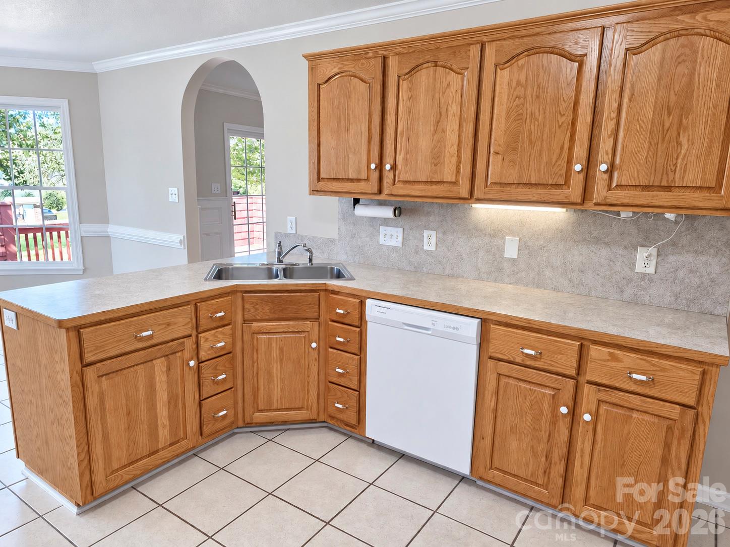 Single Family Residence at 1615 Terra Cotta Drive, Hickory, photo 12 of 48