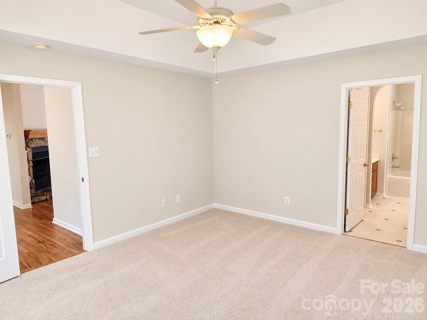 Single Family Residence at 1615 Terra Cotta Drive, Hickory, photo 16 of 48