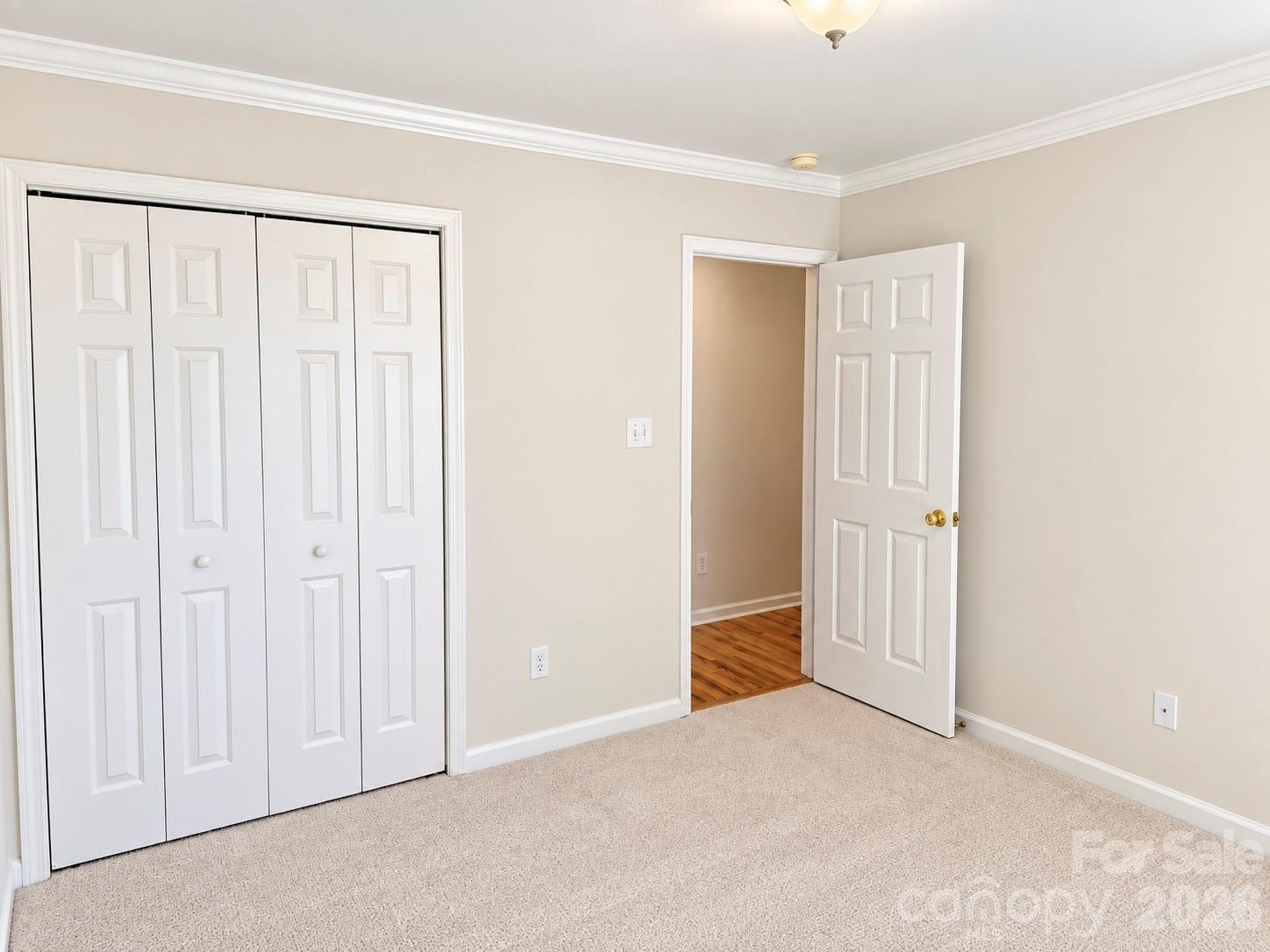 Single Family Residence at 1615 Terra Cotta Drive, Hickory, photo 31 of 48