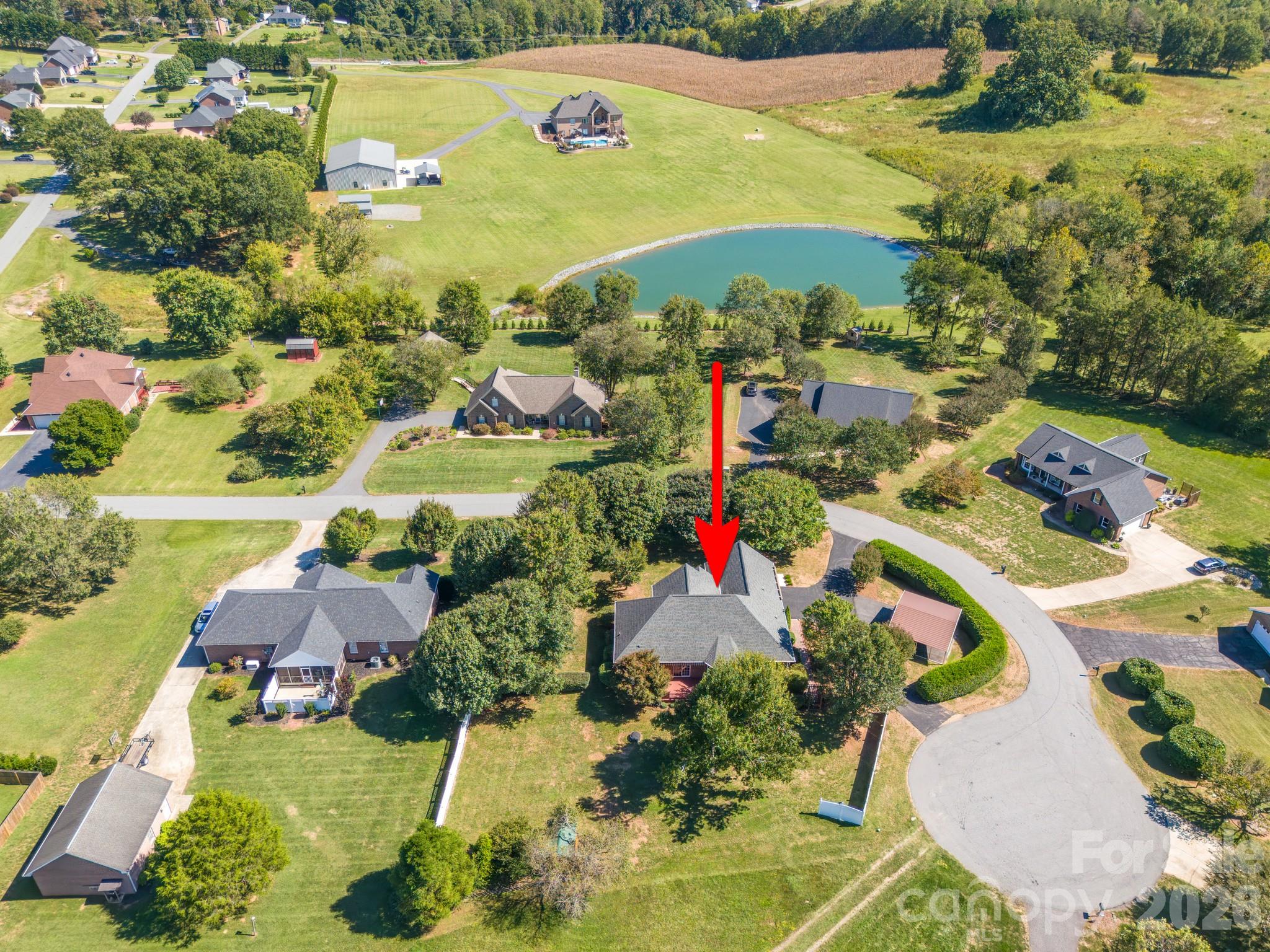 Single Family Residence at 1615 Terra Cotta Drive, Hickory, photo 46 of 48