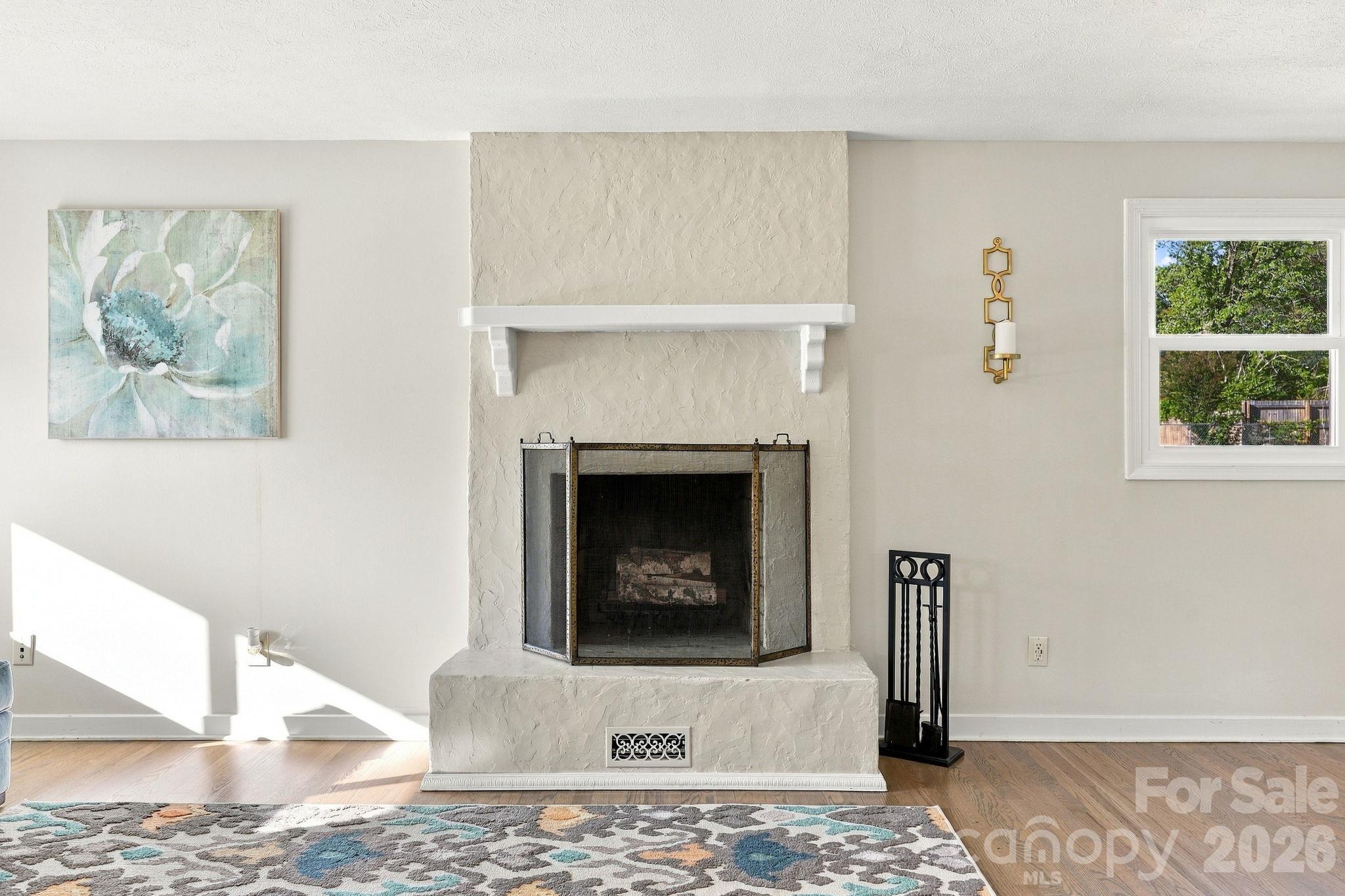 Single Family Residence at 20 Oak Leaf Lane, Arden, photo 7 of 53